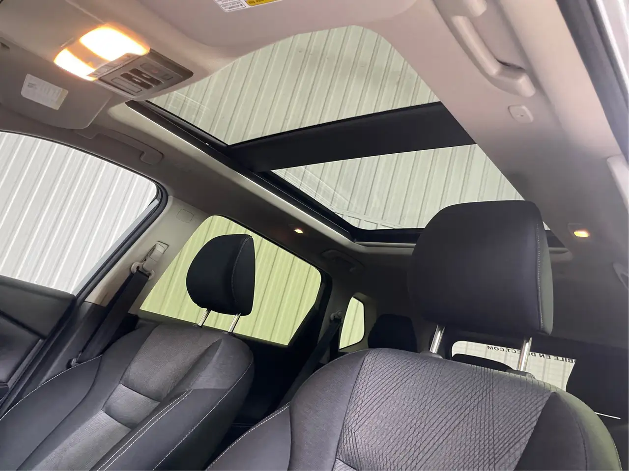 Nissan Rogue fotografie Nissan Rogue