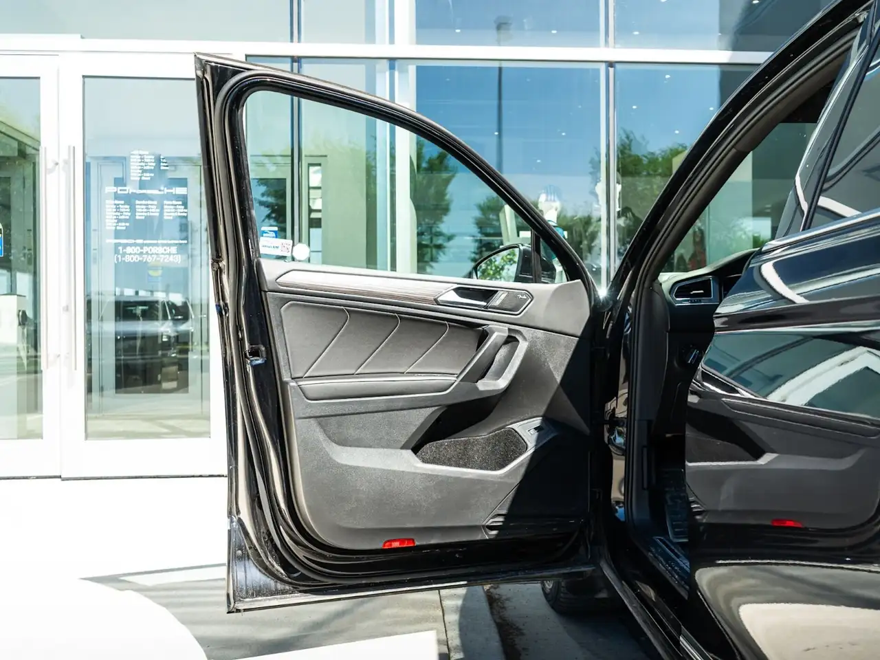 Volkswagen Tiguan снимка Volkswagen Tiguan