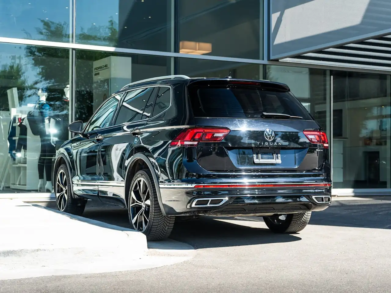 Volkswagen Tiguan снимка Volkswagen Tiguan