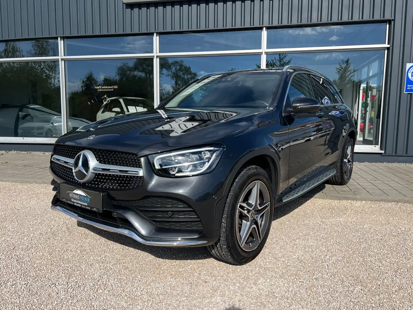 Mercedes-Benz GLC 300 AMG GLC 300e+4Matic+Airmatic+AHK+ Grau - 2