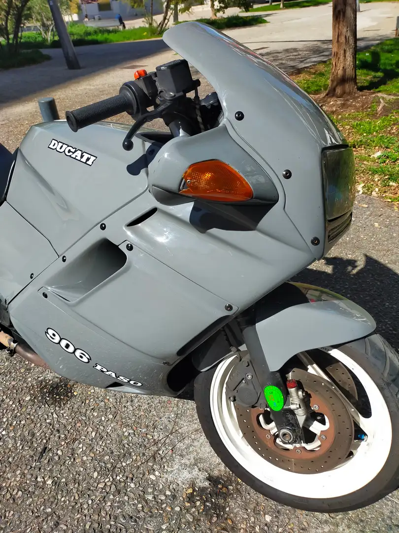 Ducati 906 Paso Grey - 2