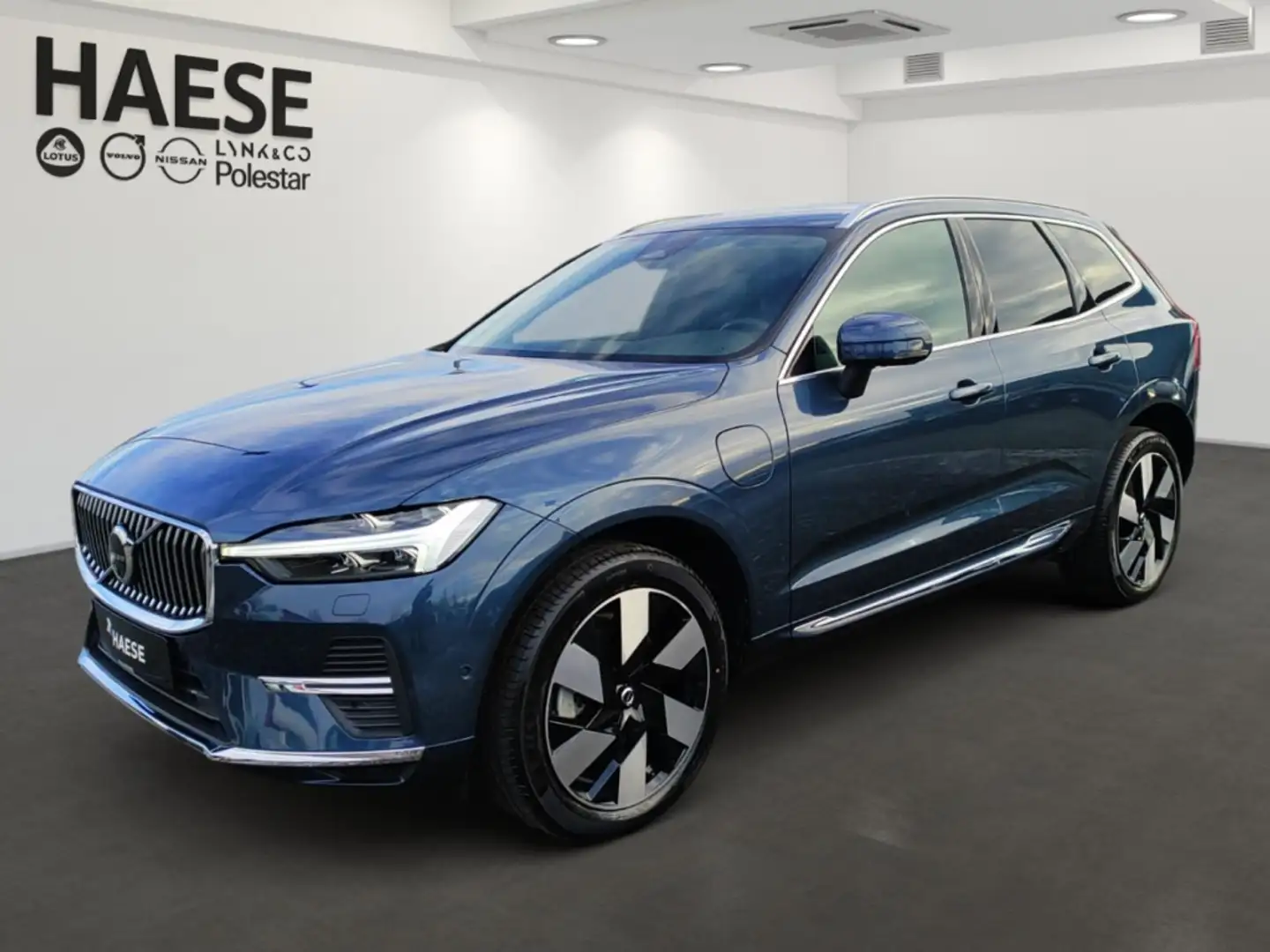 Volvo XC60 T6 Plus Bright Plug-In Hybrid AWD EU6e Luftfederun Blau - 1