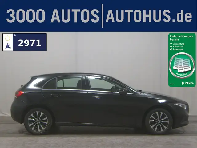 Mercedes-Benz A 180 d Navi LED Shz RfK PDC T Leder