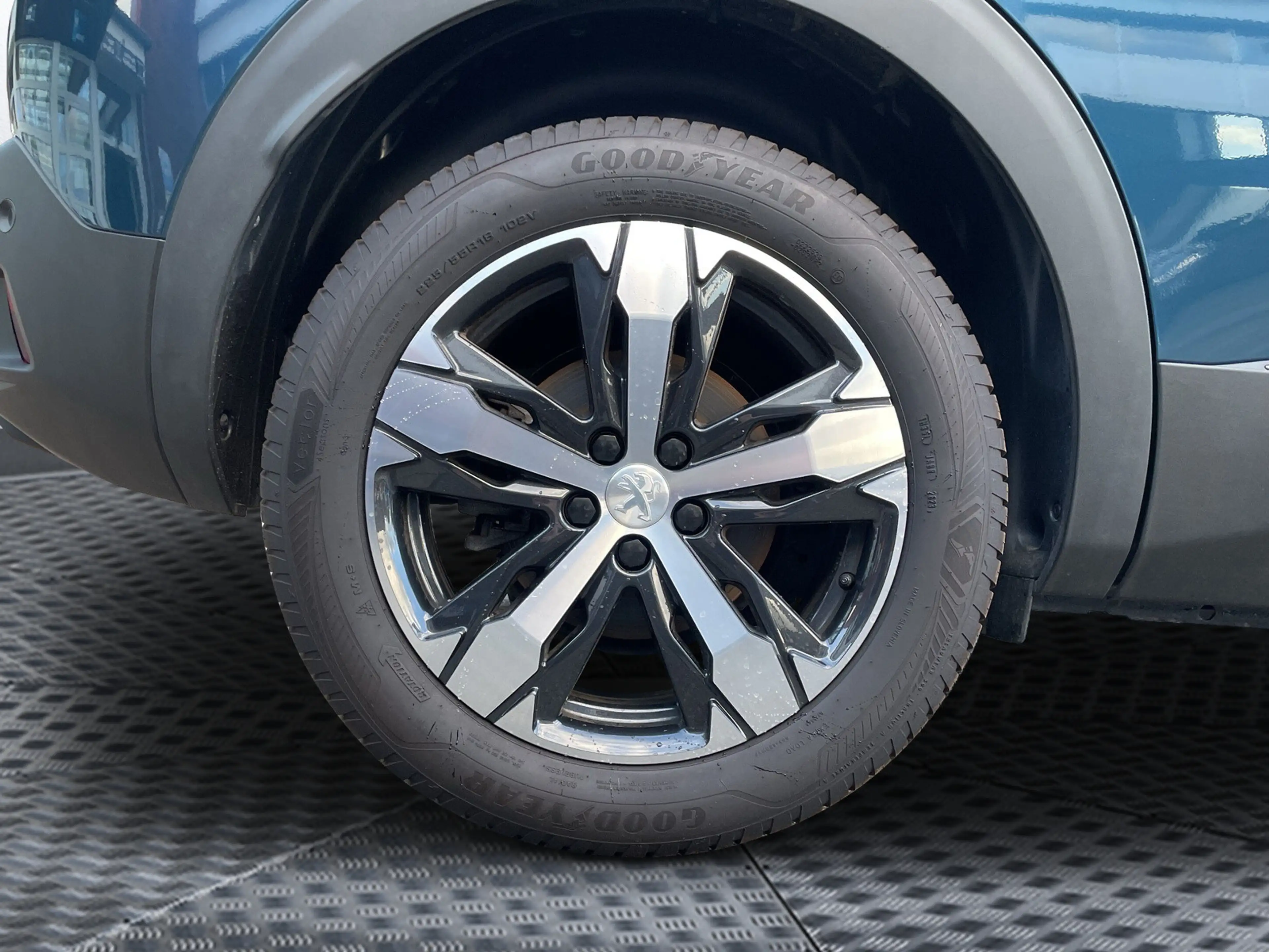 Peugeot 3008 Allure Pack  Automatik — photo 9