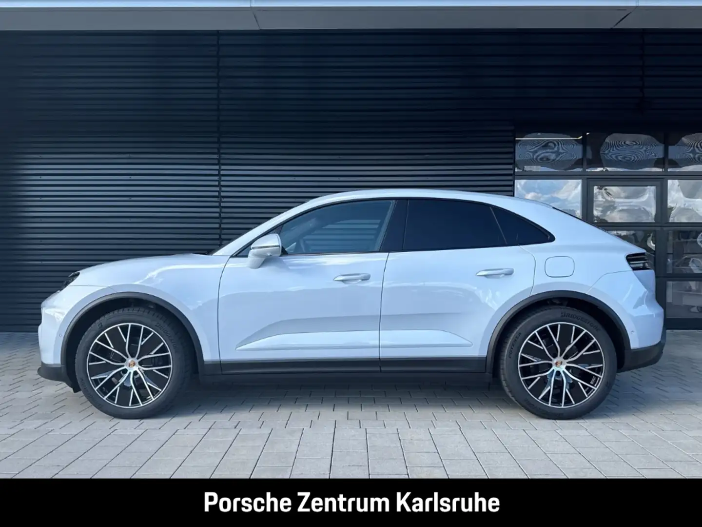 Porsche Macan 4 BOSE Luftfederung Panoramadach InnoDrive Grau - 2