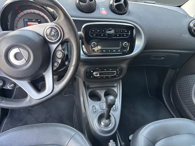 Smart Fortwo view 11