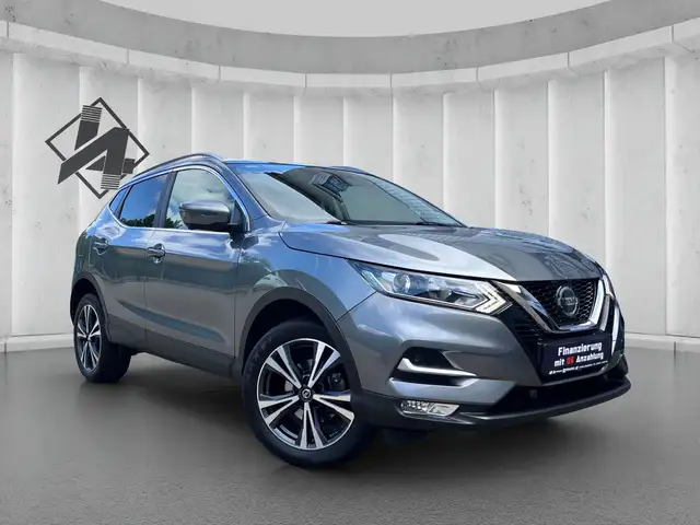Nissan Qashqai SHZ*NAVI*360°Kamera*PDC*AHK*LED*Pano**