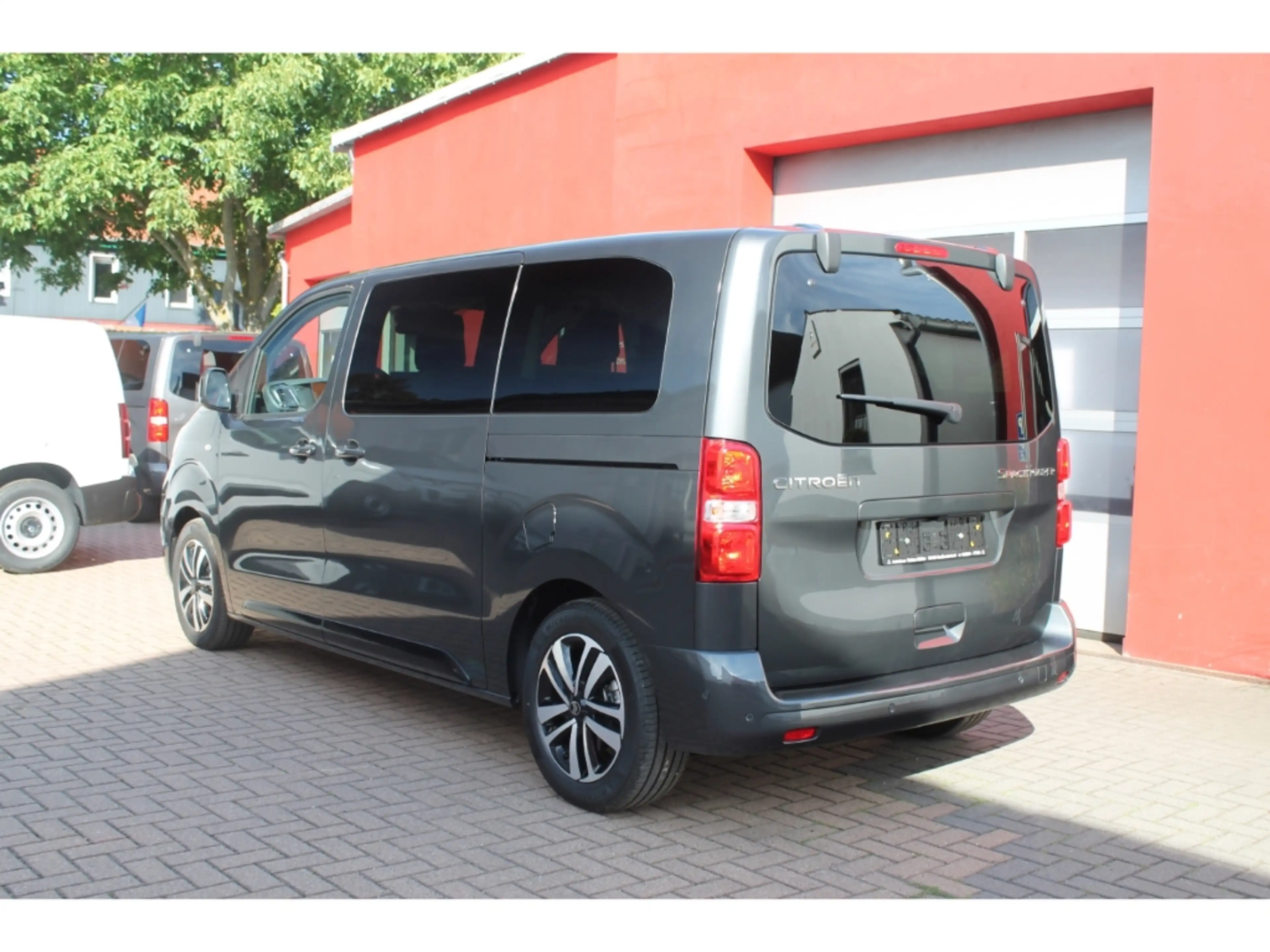 Citroen Spacetourer Max M BHDi180 EAT8 Webasto Pano 6-Sitz — photo 3