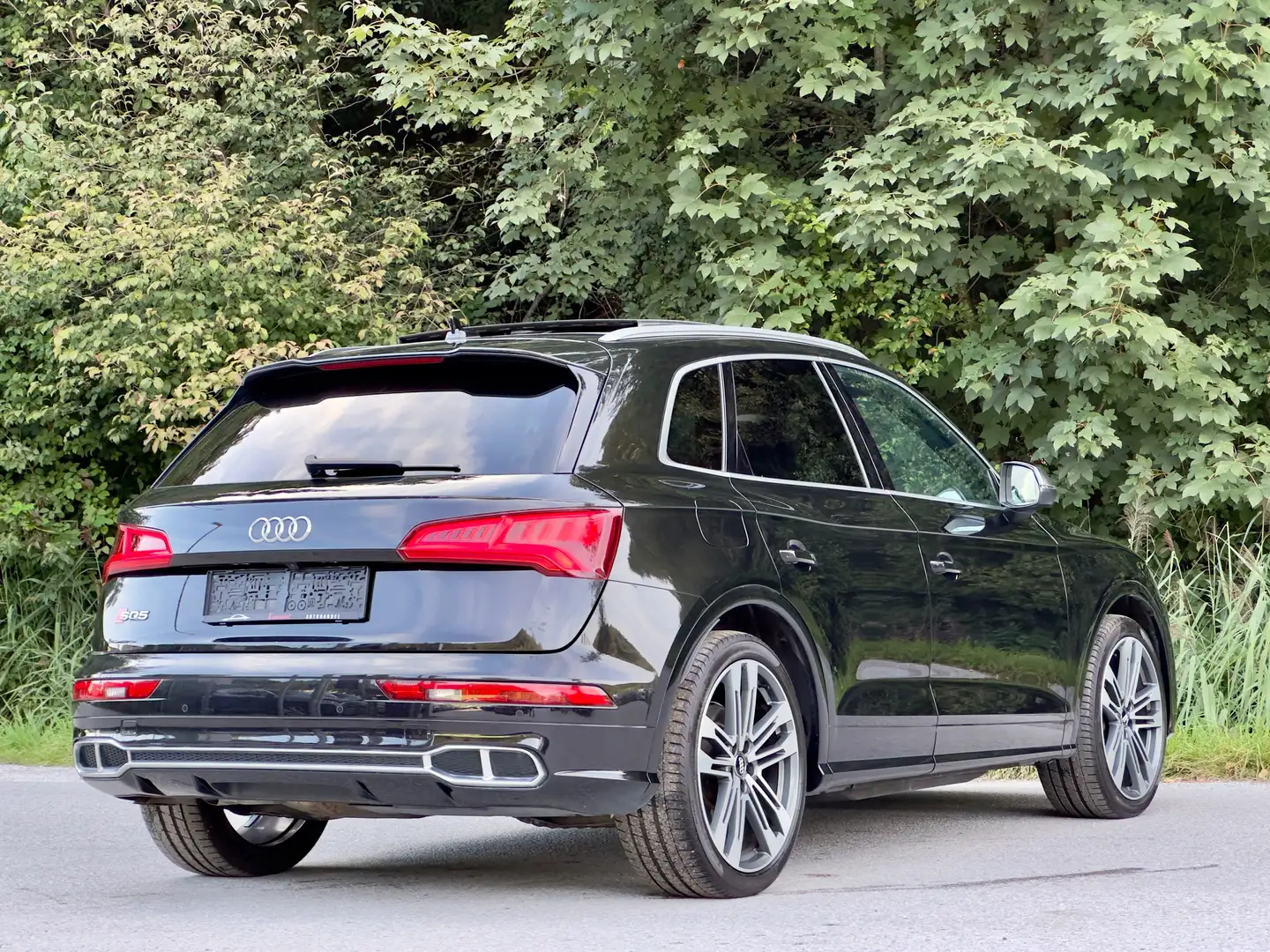 Audi SQ5 3.0TDI quattro Aut*21Zoll*B&O*PANO*RFK*AHK*1Besitz Schwarz - 2