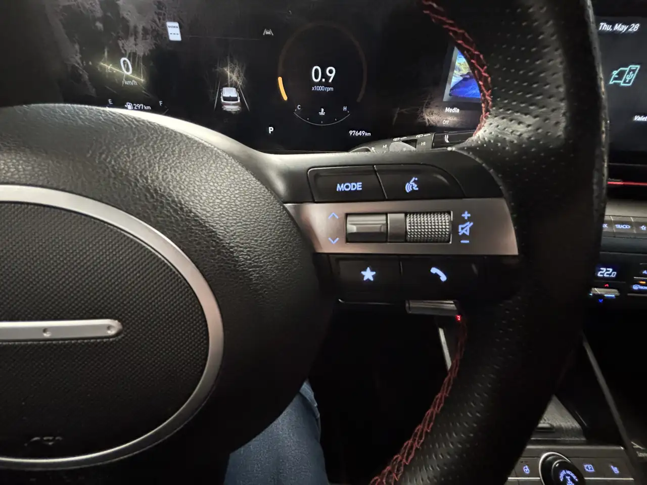 Hyundai KONA снимка Hyundai KONA