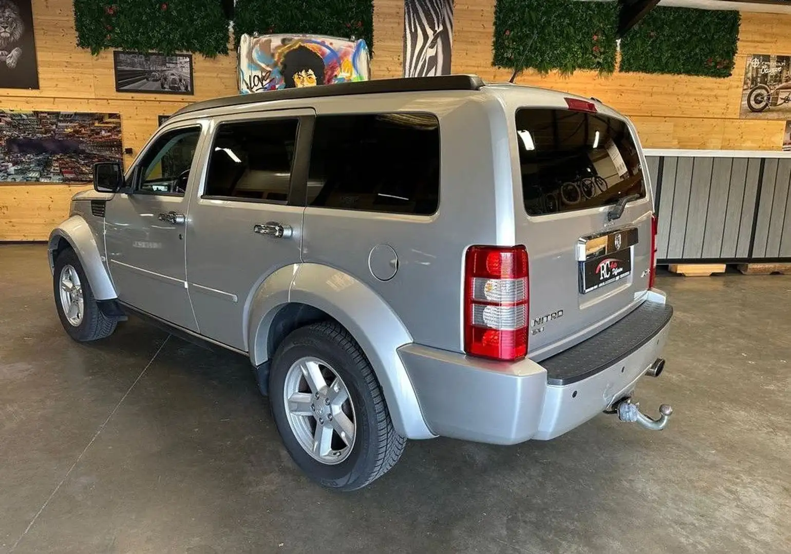 Dodge Nitro 3.7 SXT Grau - 2