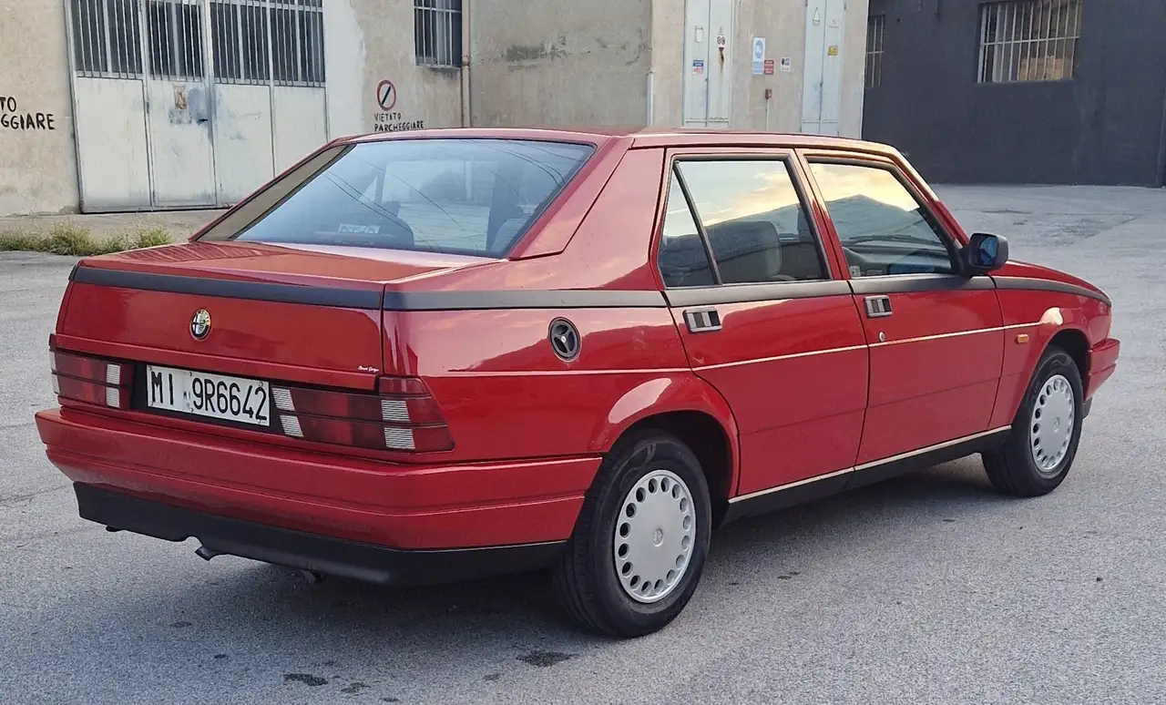 Alfa Romeo 75 1.6 ie clima, foto 3