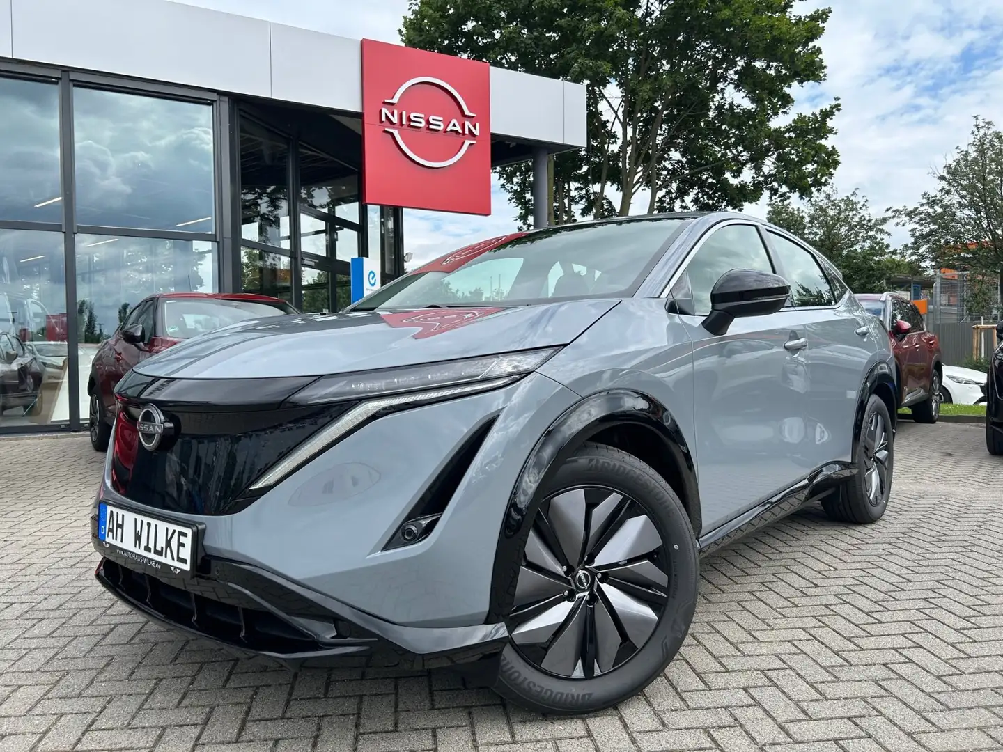Nissan Ariya 63kWh 22kW/NAVI/KAMERA/130KW CCS Gri - 1