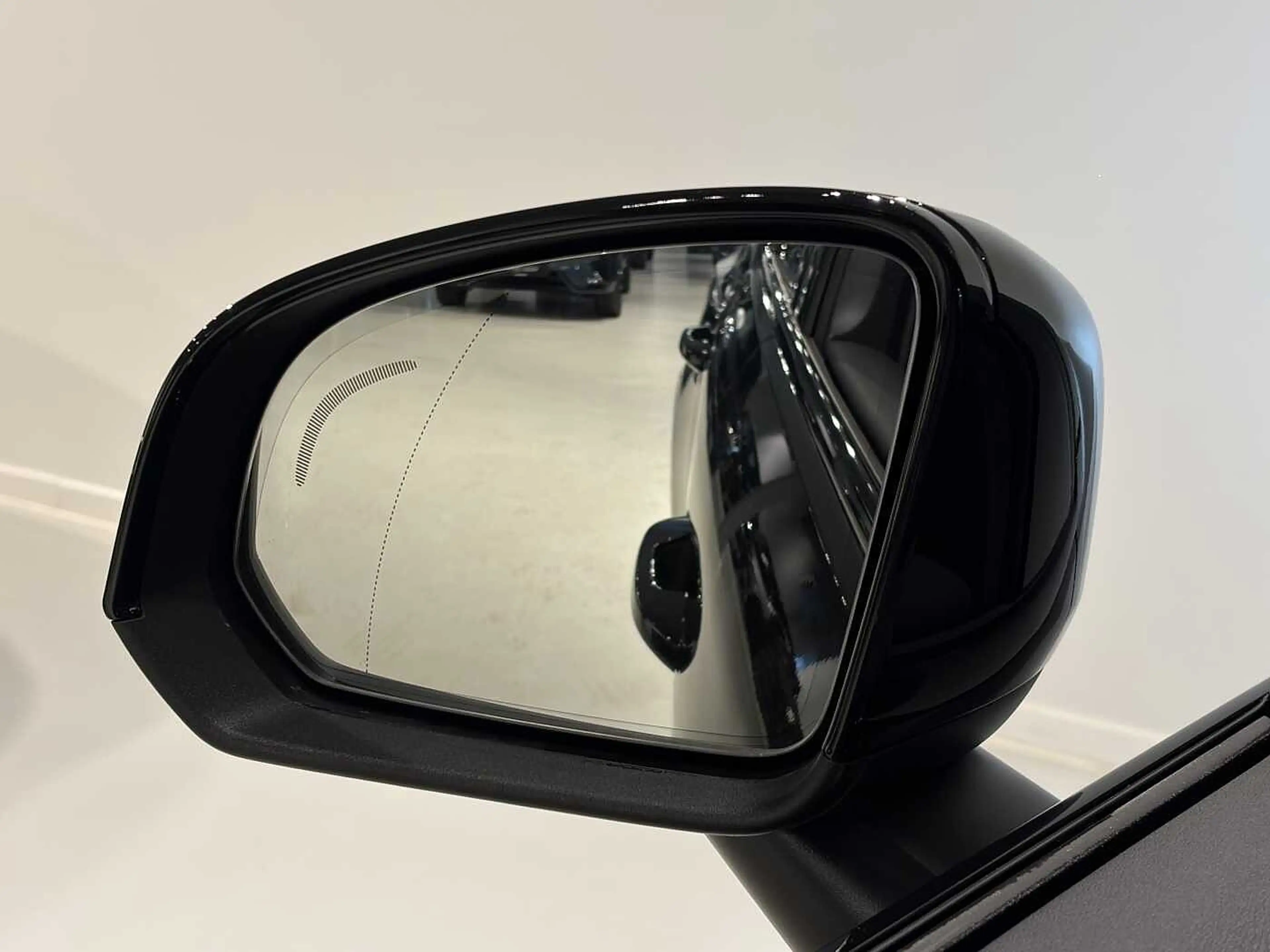 Volvo EX40 Black Edition Plus Extended Range + PANO DAK/ELECT — photo 13