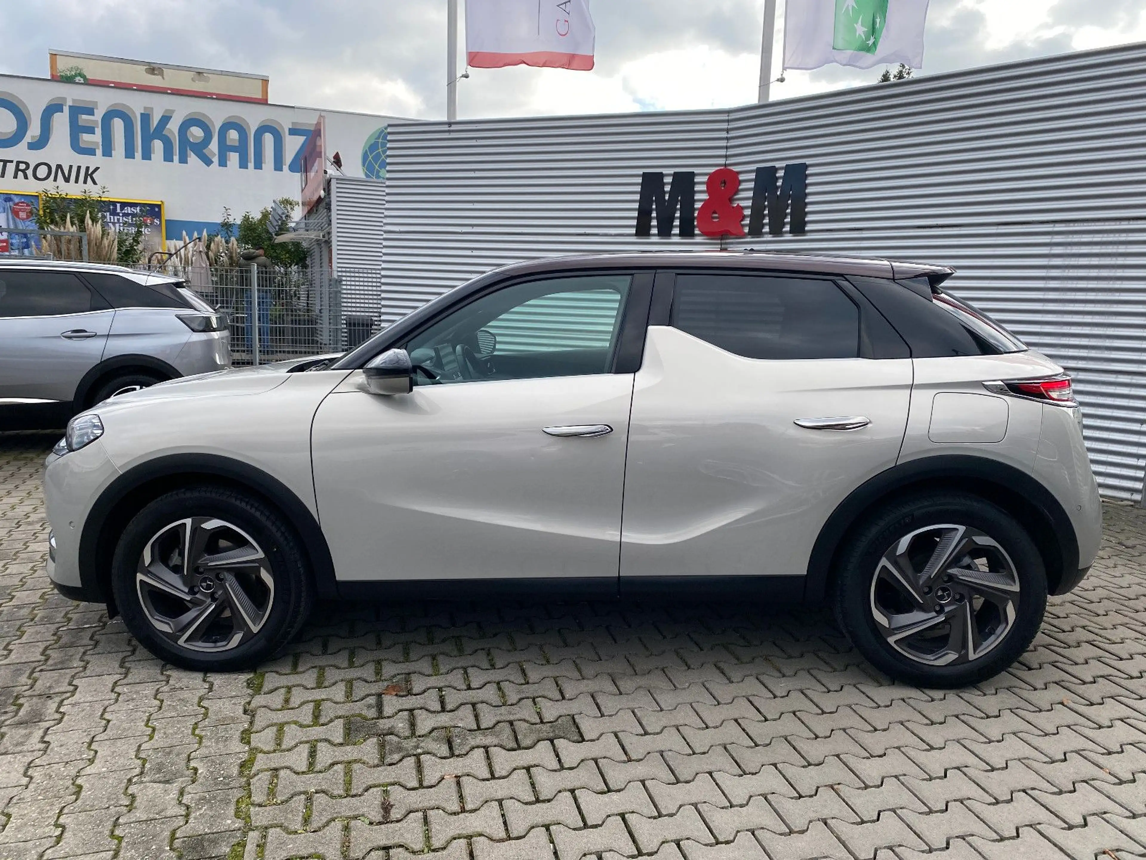 DS Automobiles DS 3 Crossback Grand Chic  Nav/LED/CarPlay/SH/Kam — photo 3