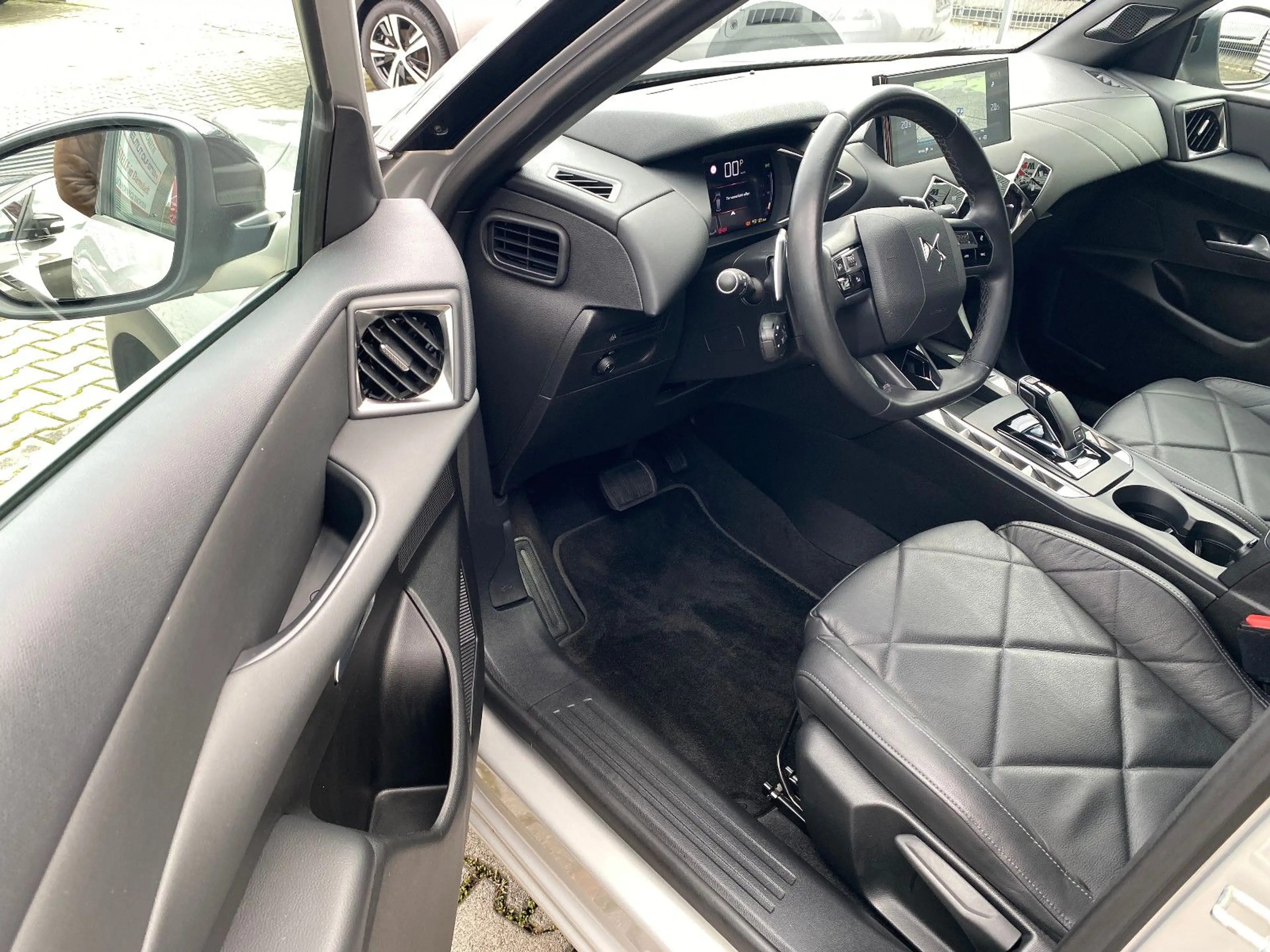 DS Automobiles DS 3 Crossback Grand Chic  Nav/LED/CarPlay/SH/Kam — photo 6