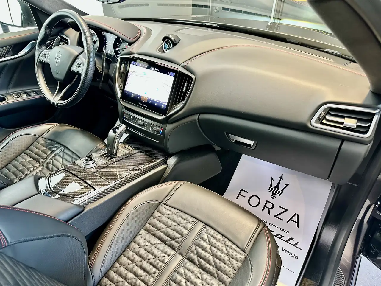 Maserati Ghibli 2021 — фото 14