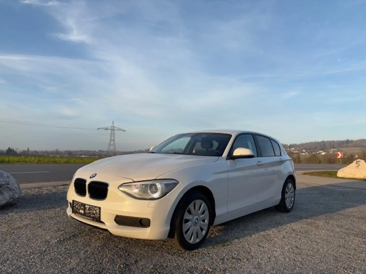 BMW 116 d Weiß - 1