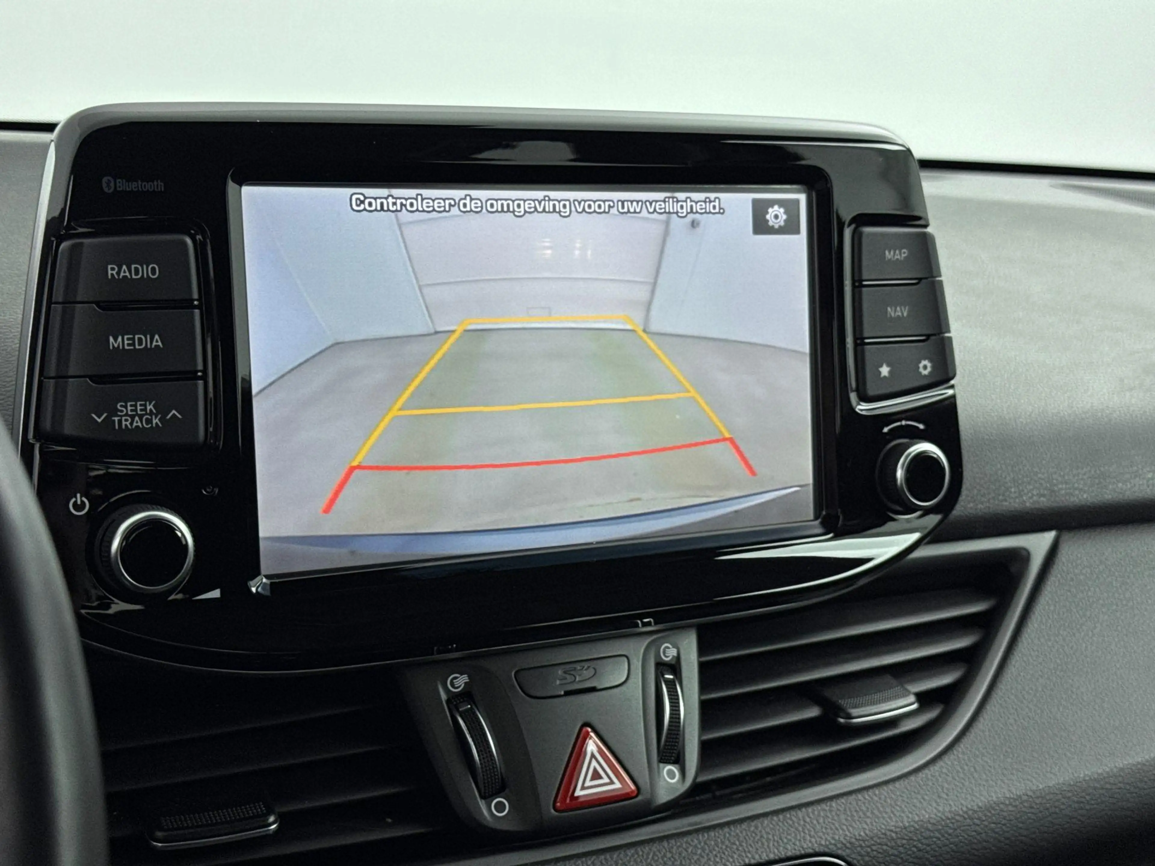 Hyundai i30 1.0 T-GDI Comfort | Unieke km-stand! | Navigatie | — photo 13