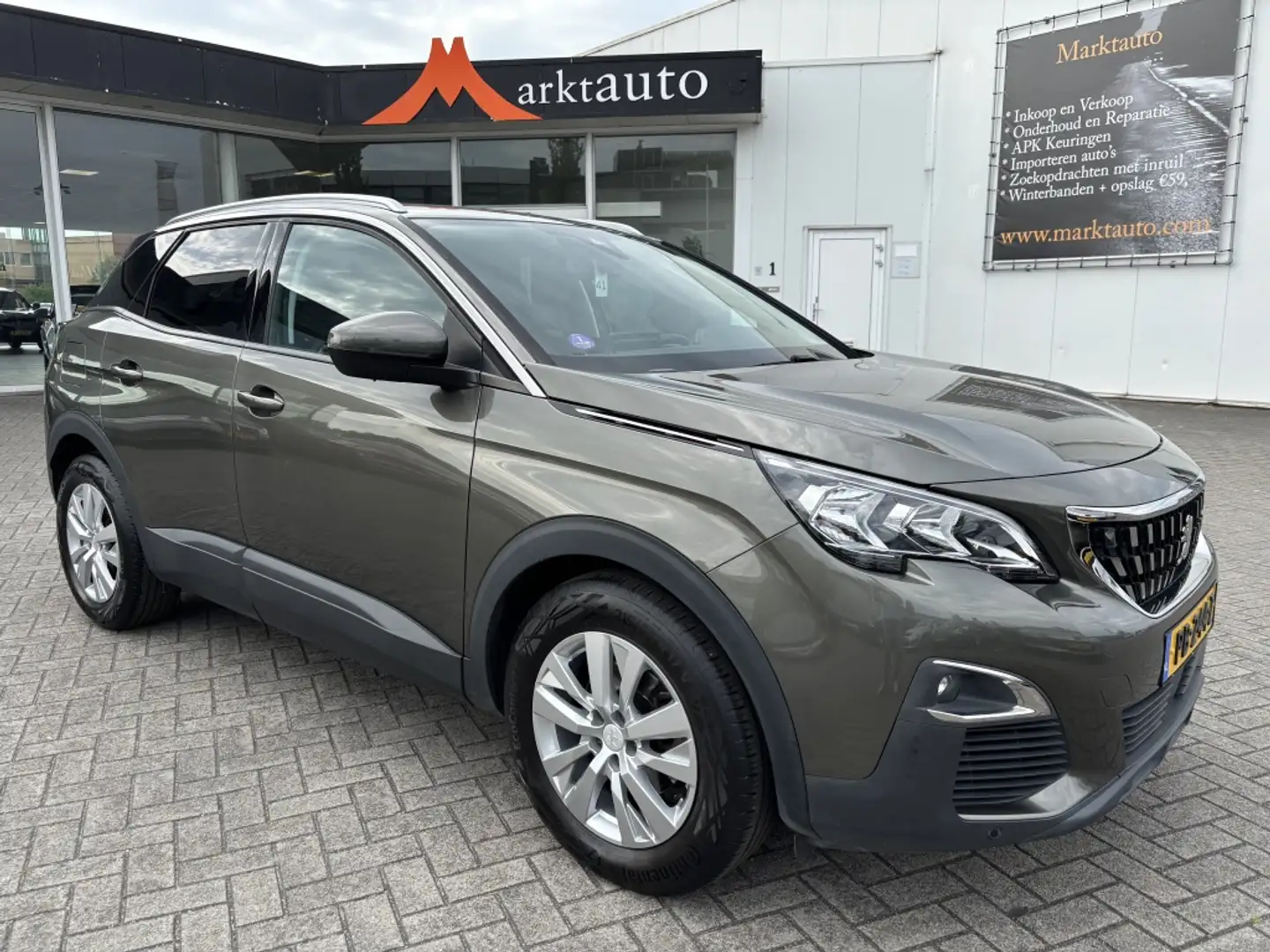 Peugeot 3008 1.2 PureTech Active Navi Carplay Trekhaak Parkeers Grigio - 1
