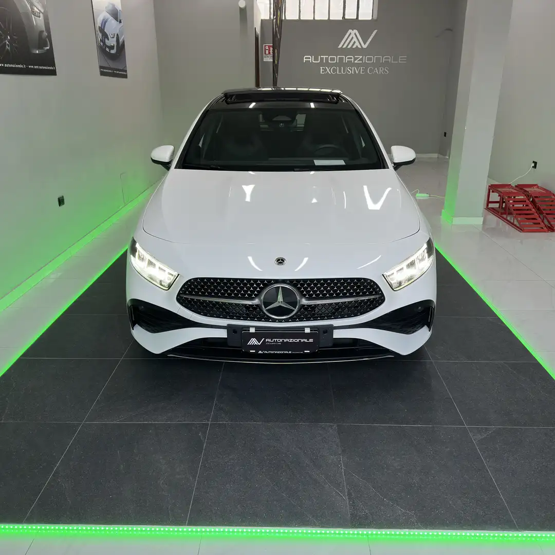 Mercedes-Benz A 200 d AMG Line Advanced Plus Tetto Auto Blanc - 2