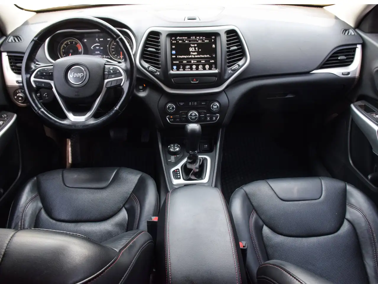 Jeep Cherokee fotografie Jeep Cherokee