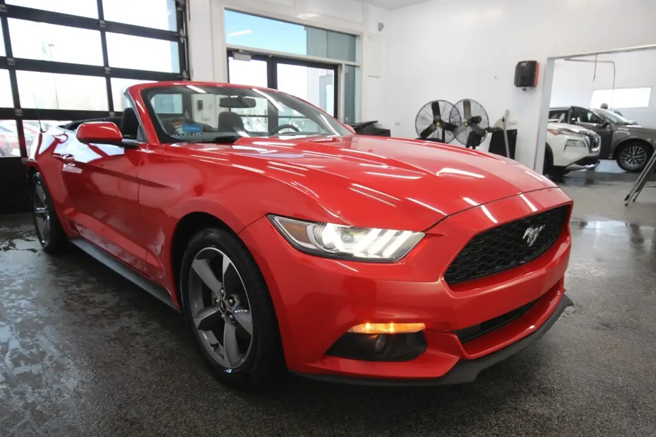 Ford Mustang снимка Ford Mustang