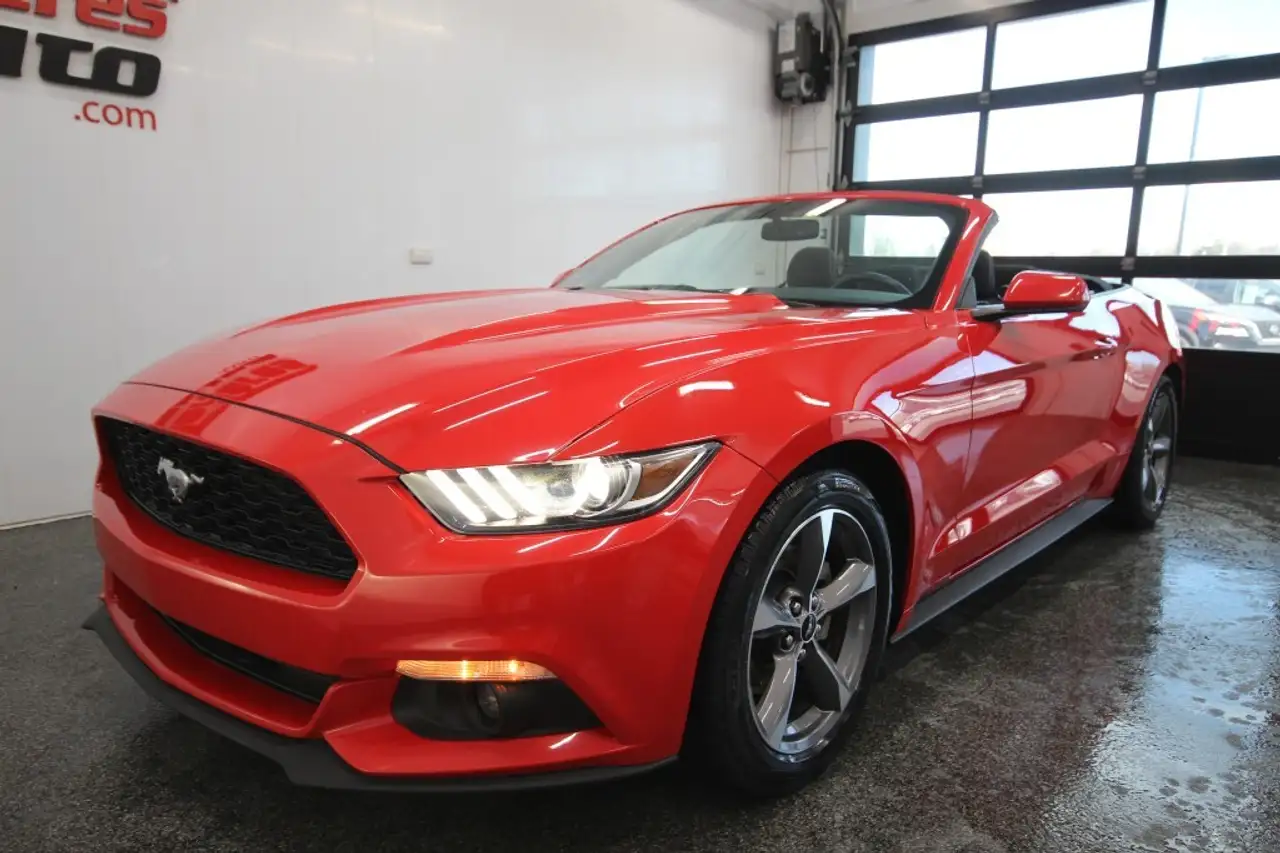 Ford Mustang снимка Ford Mustang