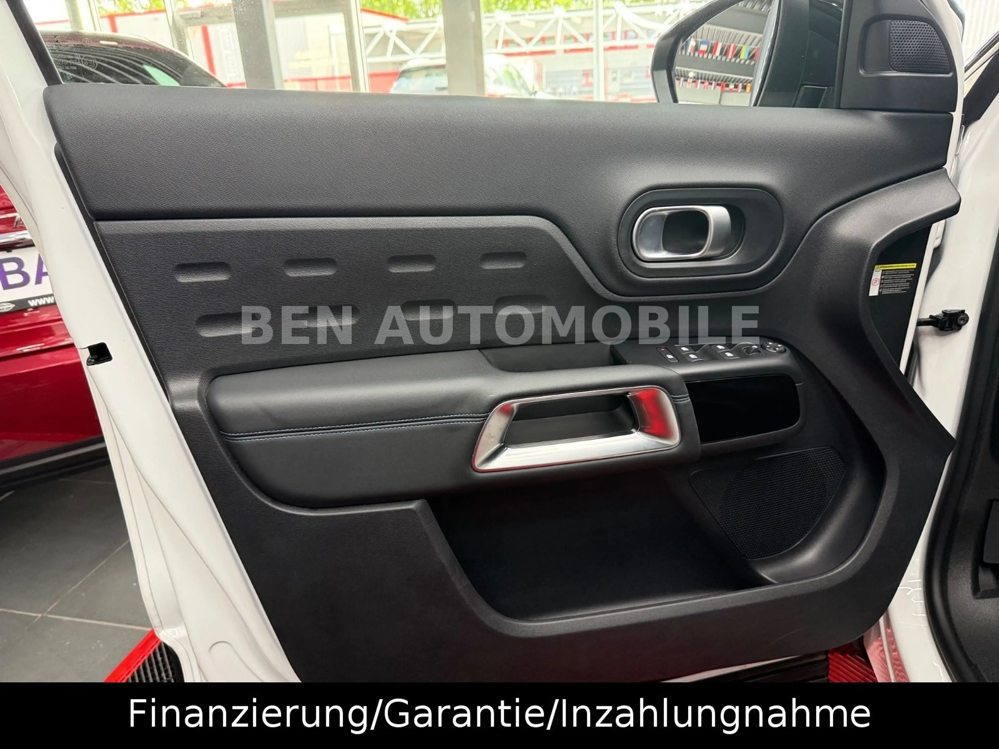 Citroen C5 Aircross Shine Pack AHK LED RFK 1.HD — photo 6
