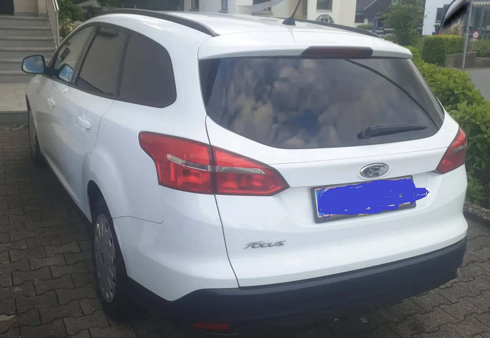 Ford Focus Focus Traveller 1,5 TDCi ECOnetic Trend Trend Weiß - 2