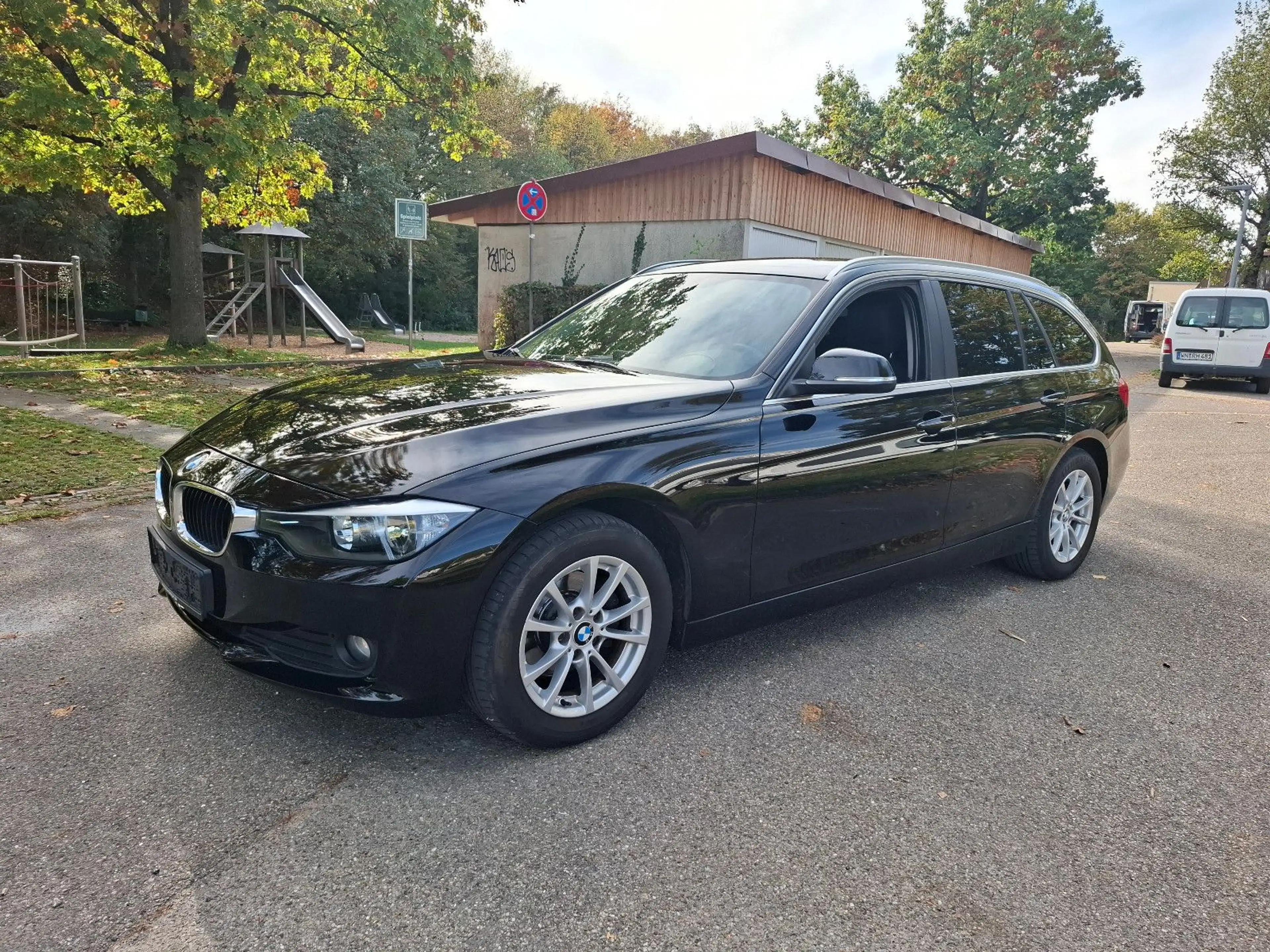 BMW 318 3 Touring 318d*Tüv Neu*Klima*PDC*