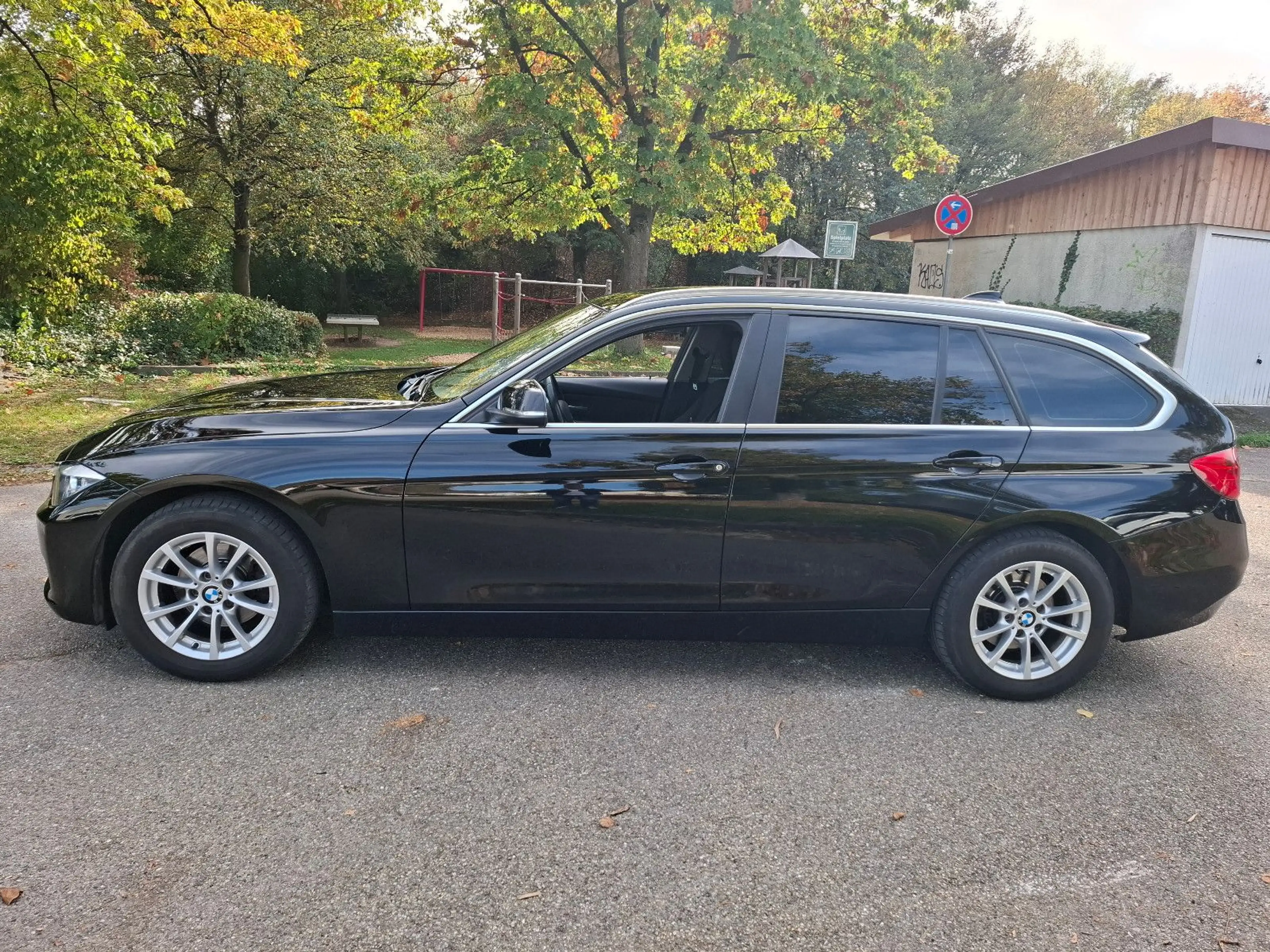BMW 318 3 Touring 318d*Tüv Neu*Klima*PDC* — photo 3