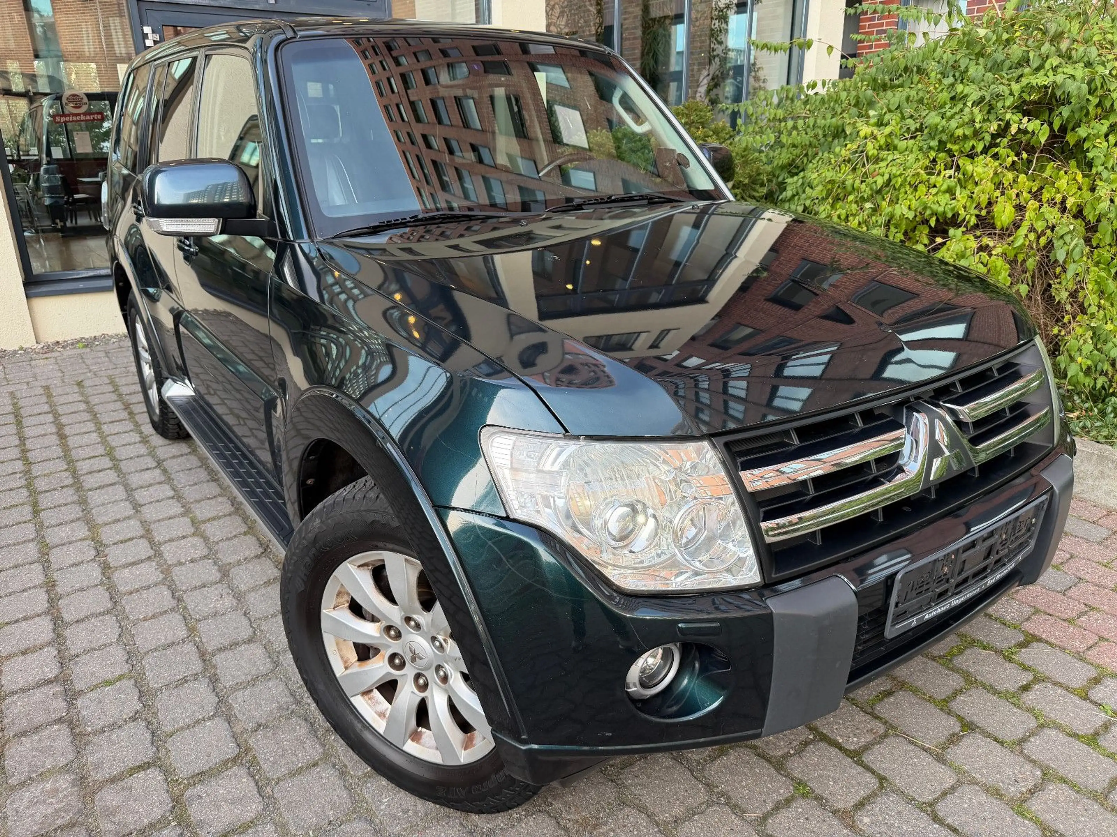 Mitsubishi Pajero 3.2 DI-D Intense