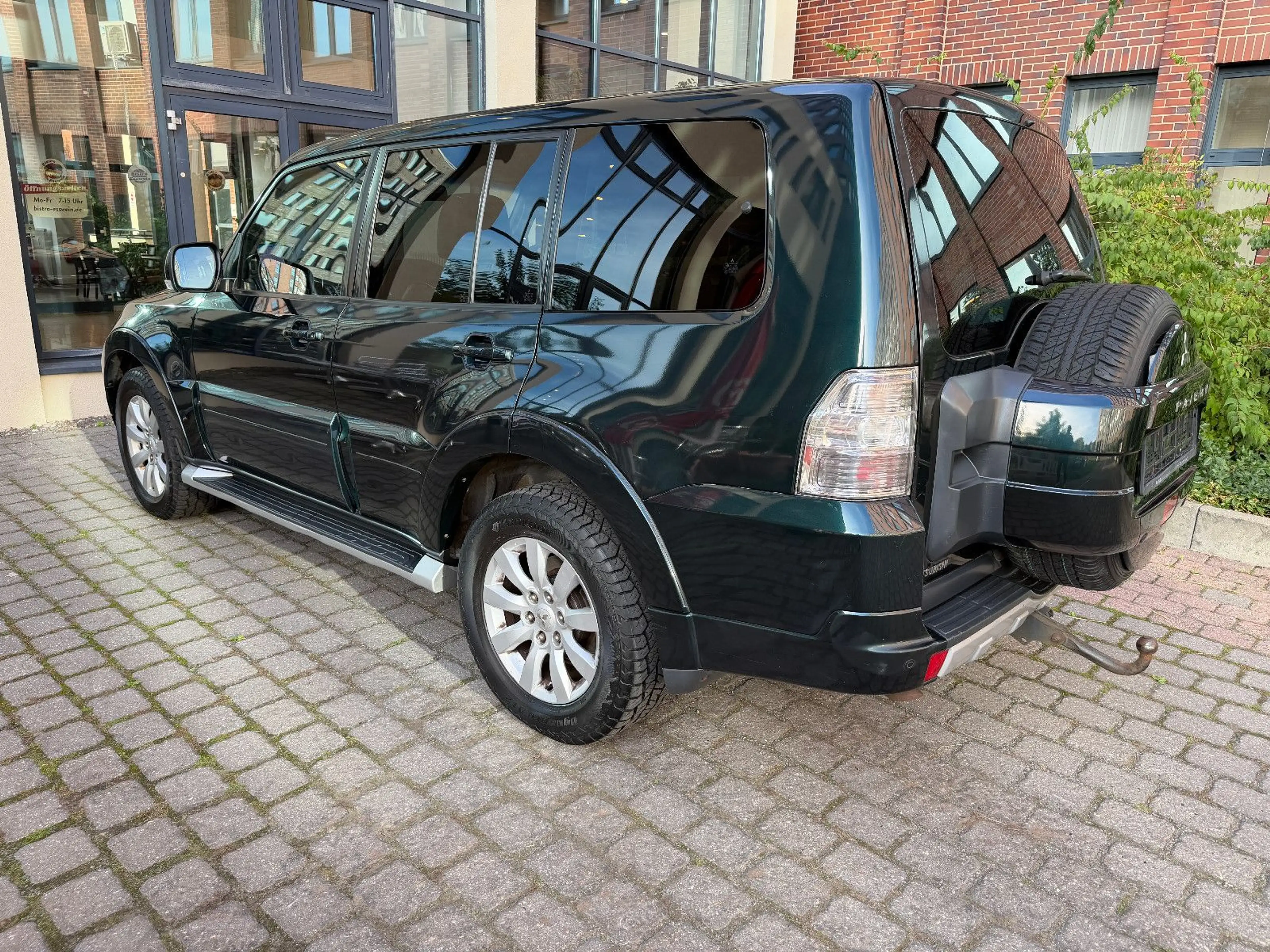 Mitsubishi Pajero 3.2 DI-D Intense — photo 7