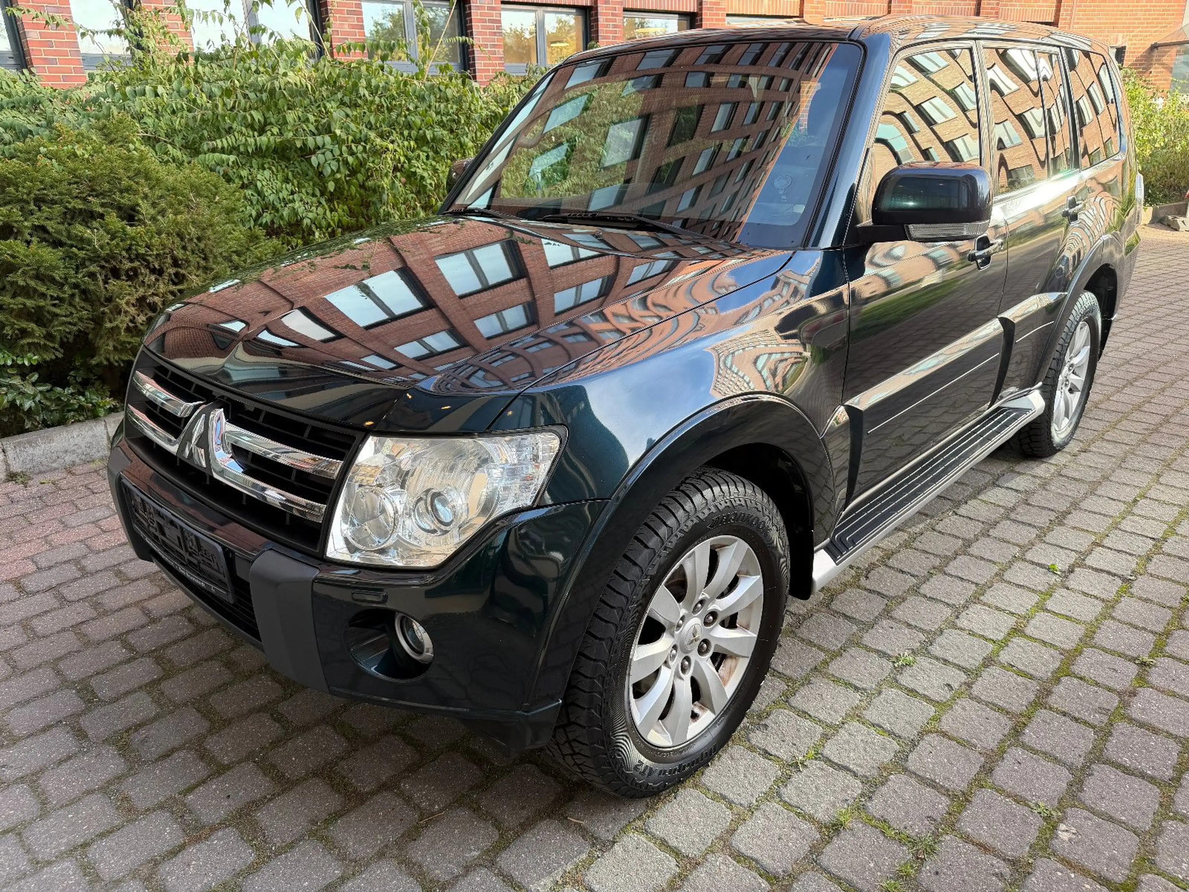 Mitsubishi Pajero 3.2 DI-D Intense — photo 5