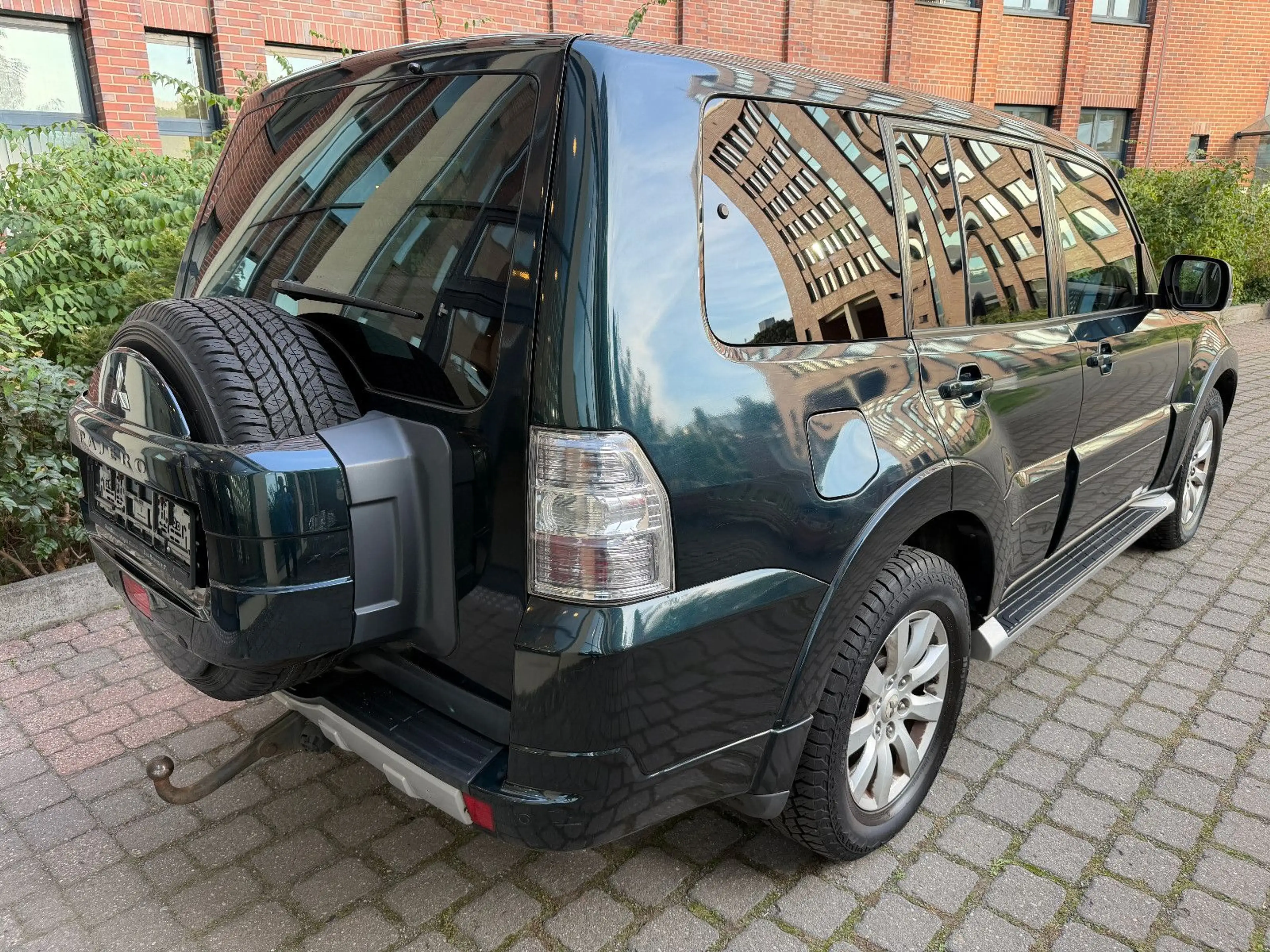 Mitsubishi Pajero 3.2 DI-D Intense — photo 4
