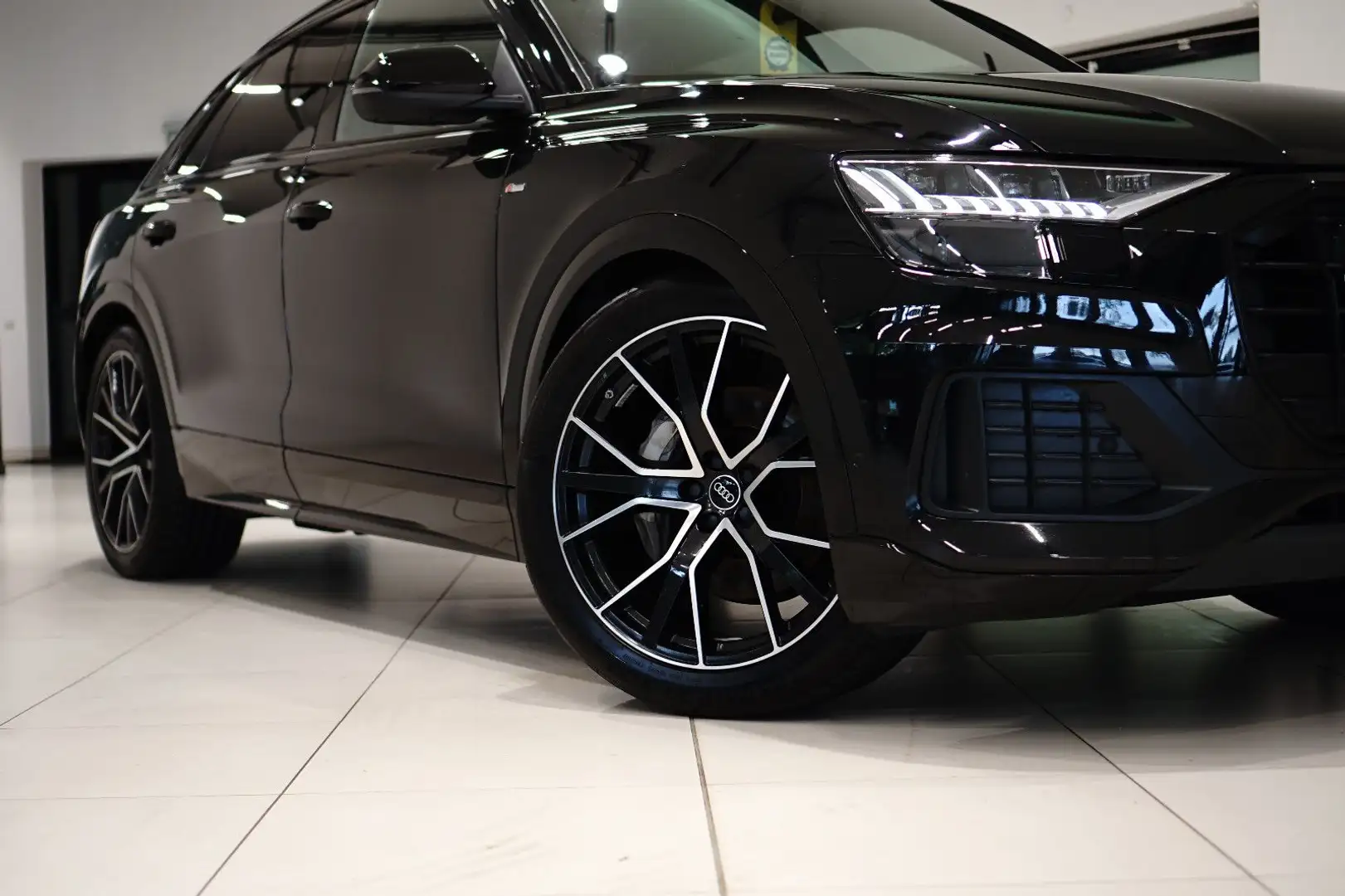 Audi Q8 50|S-LINE+RS|ACC|SOFT|3D|LUFT|MEMO|MASAG|PANO Schwarz - 2
