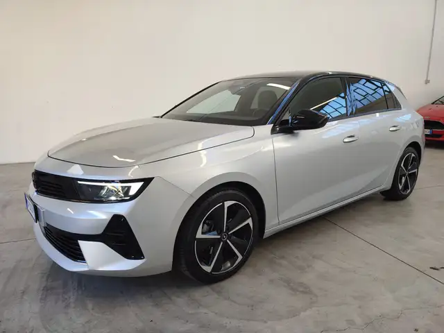 Opel Astra Astra 1.2 t GS s 130 cv at8 Formula Guida Sicuro !