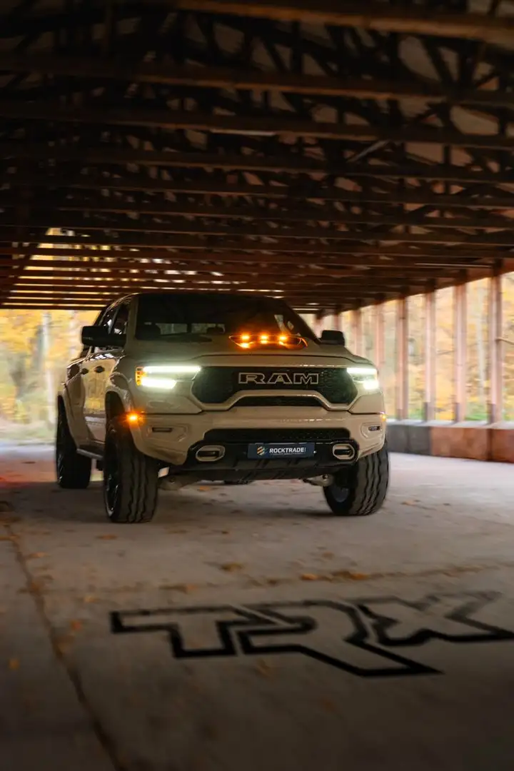 Dodge RAM 6.4 V8 TRX SuperCharged 880PS *24 Zoll*Pano* Beige - 2