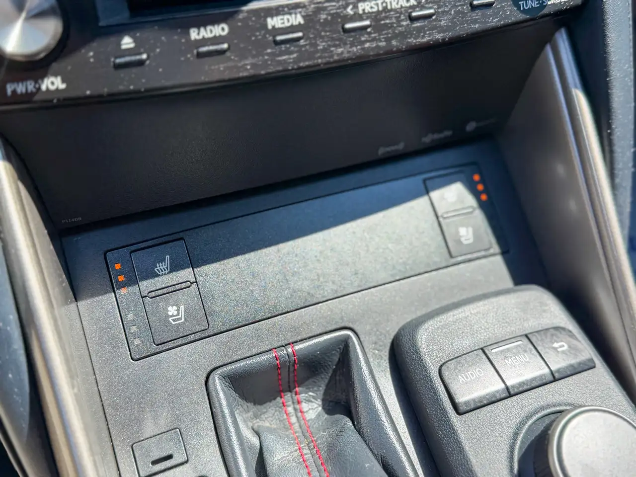 Lexus IS снимка Lexus IS