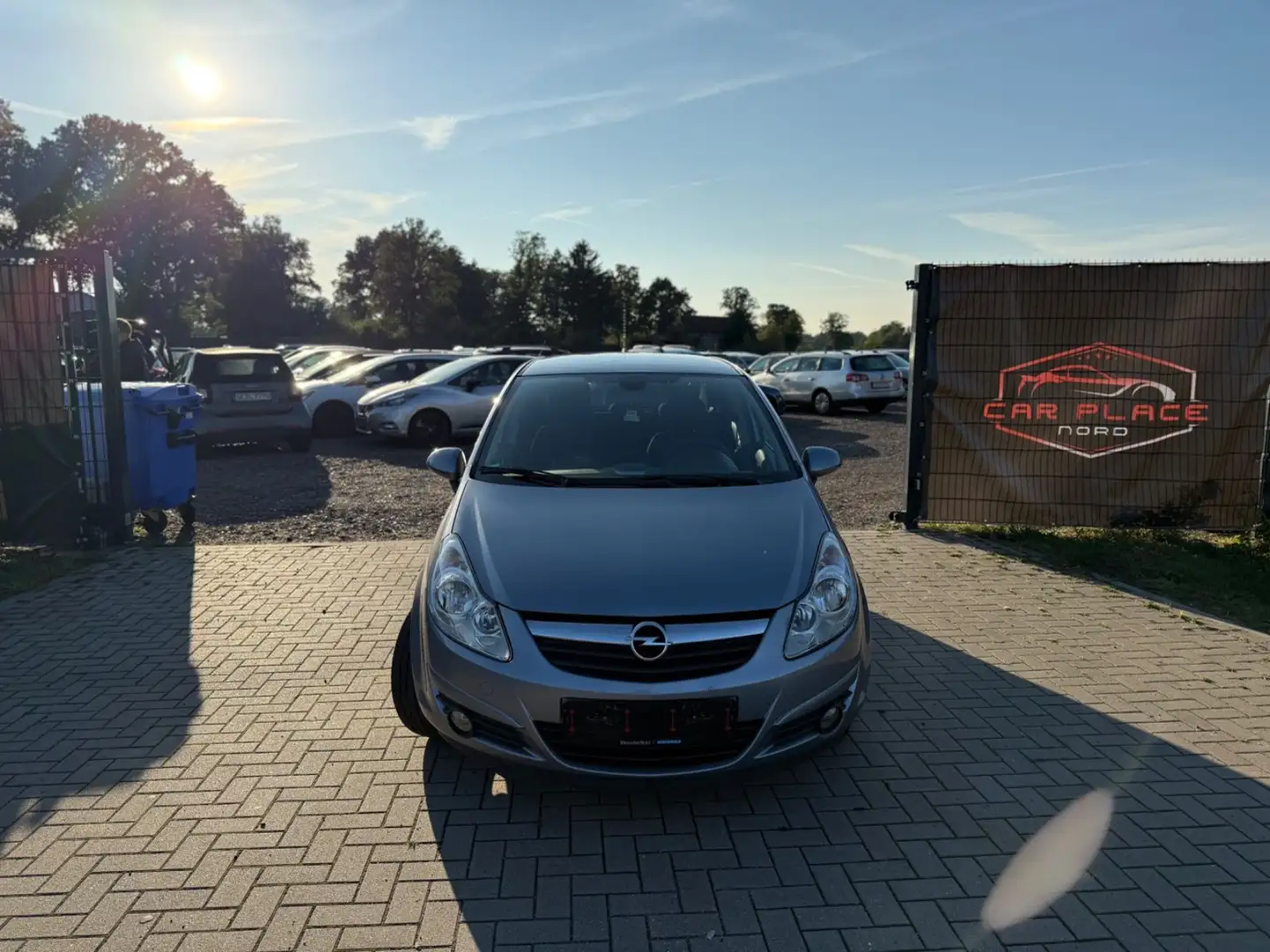 Opel Corsa D Edition 5 TÜRER/KLIMAANLAGE/TÜV Silber - 2