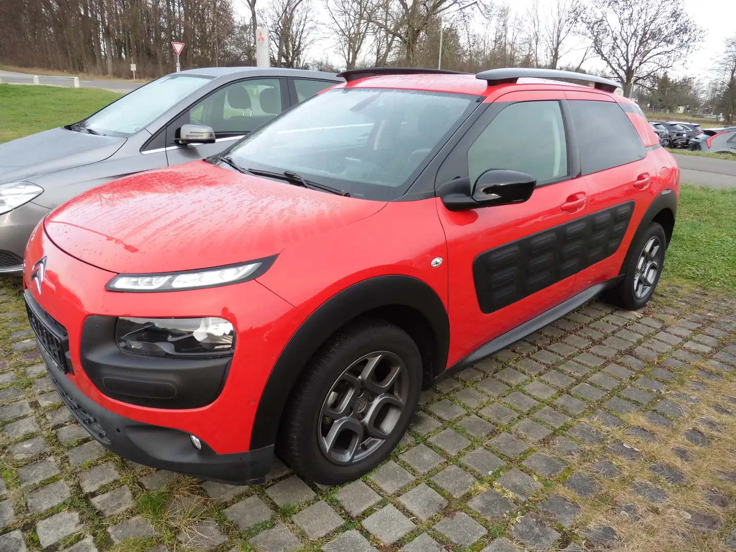 Citroen C4 Cactus Shine Rot - 1