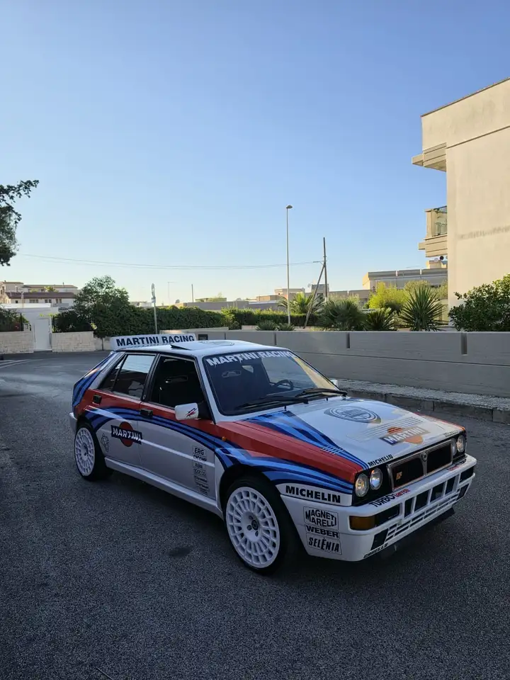 Lancia Delta 1.6 Turbo HF Martini, foto 7