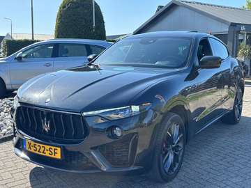 3.0 V6 S AWD Zwart 2021 Panorama Facelift