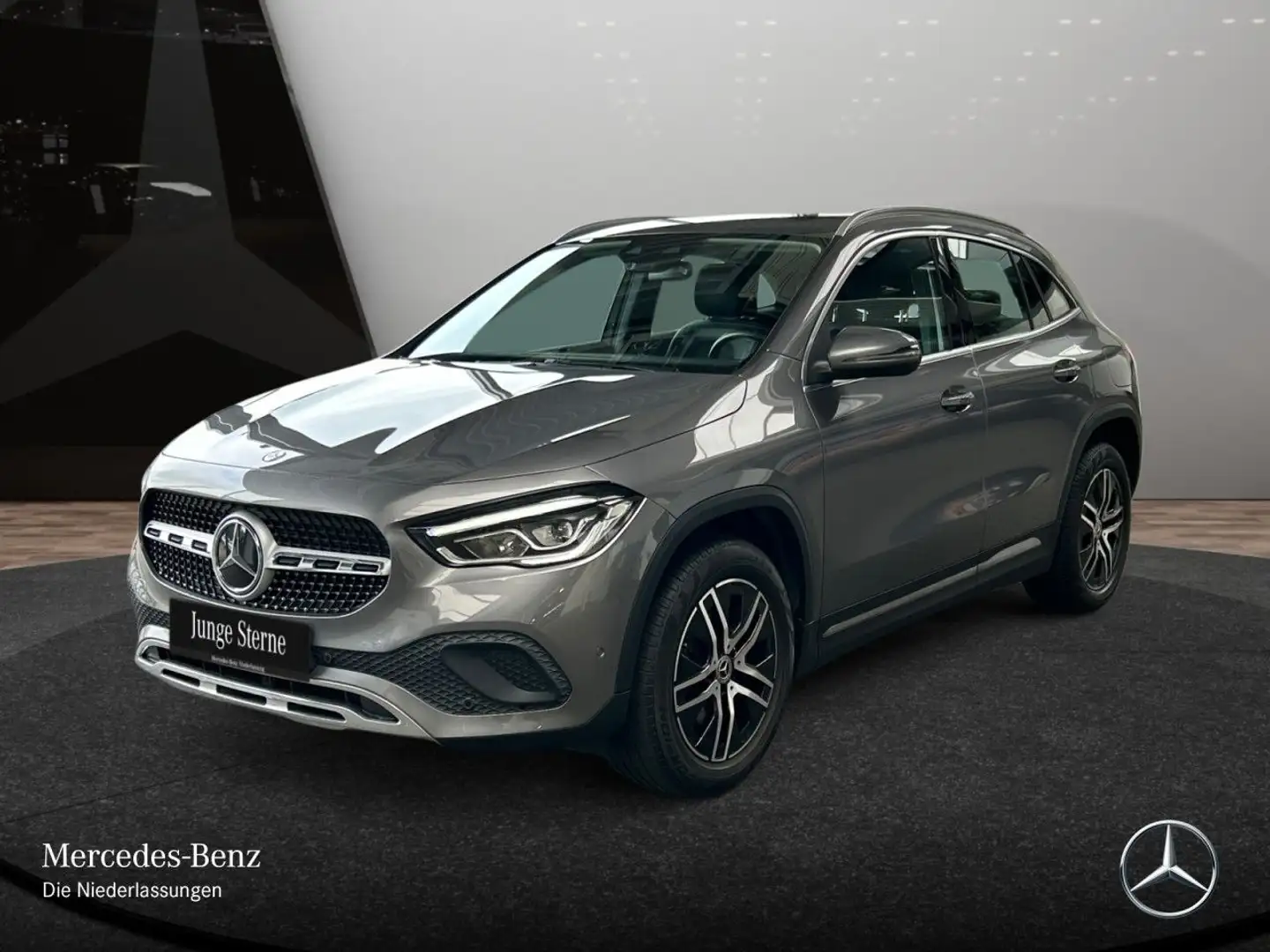 Mercedes-Benz GLA 200 PROGRESSIVE+LED+7G Grau - 2