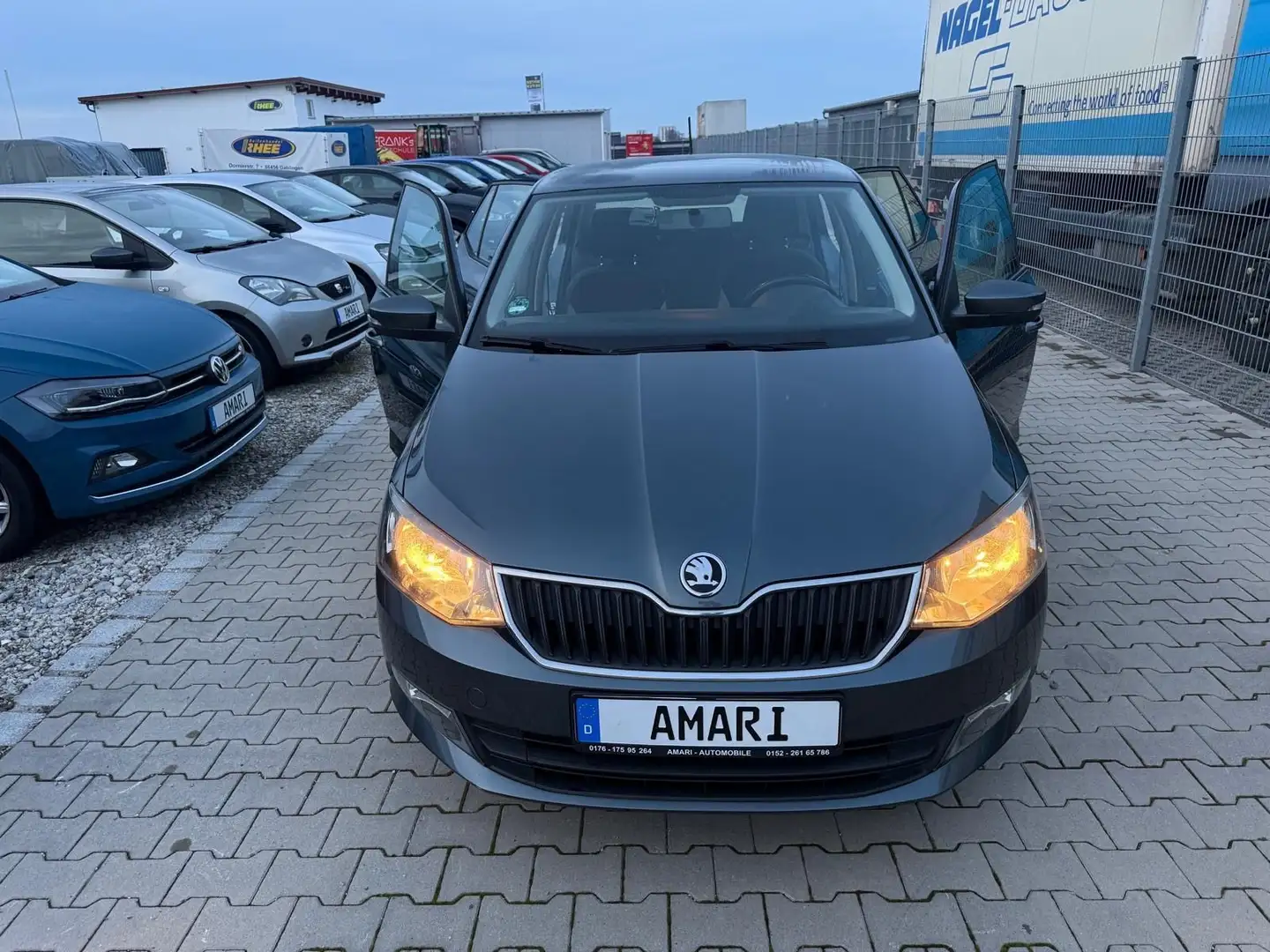 Skoda Fabia Ambition*MFL*BT*8Fach*75PS* Grau - 1