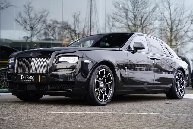 Rolls-Royce Ghost 6.6 V12 Black Badge SterrenHemel Bespoke Audio