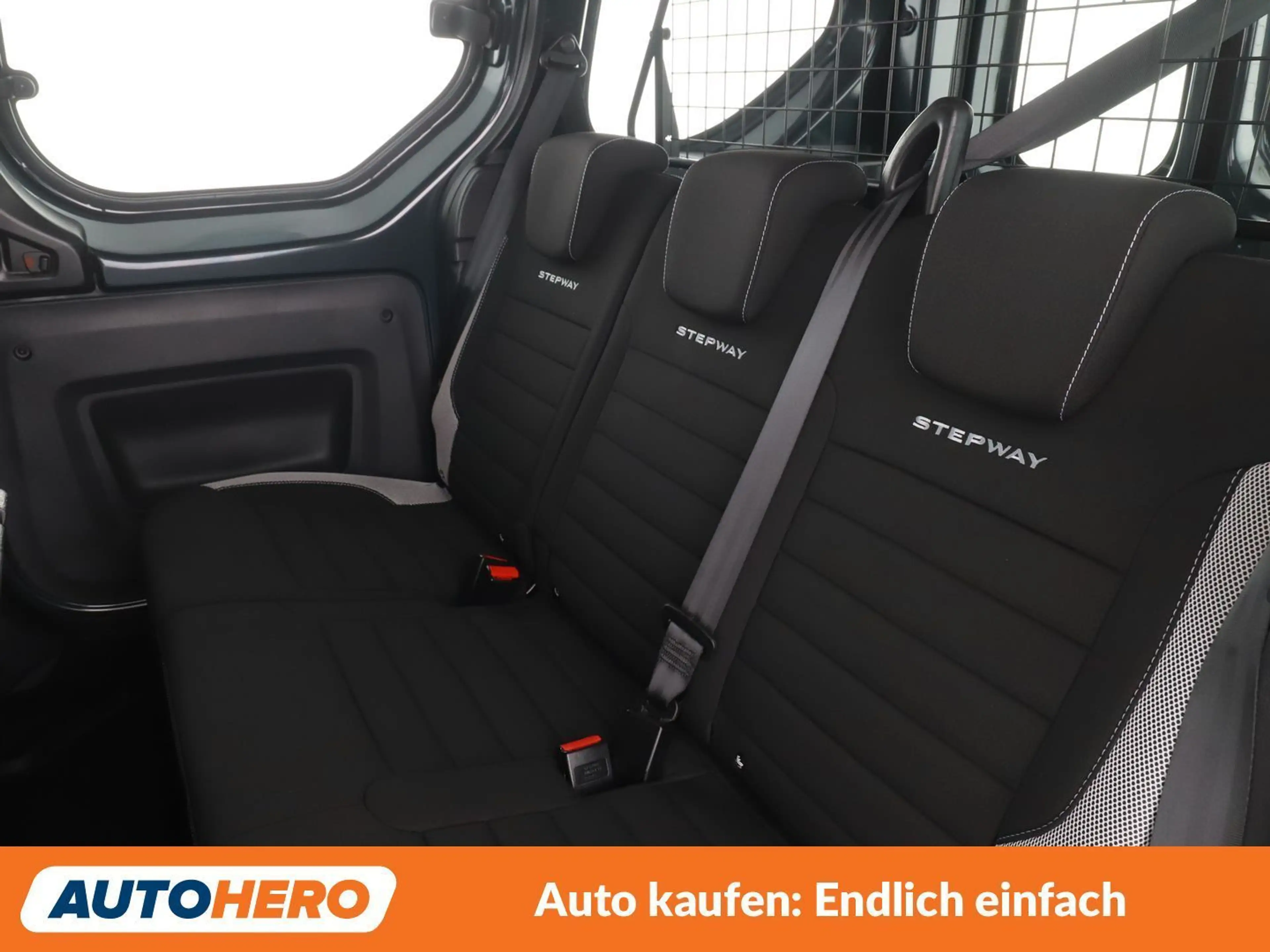 Dacia Dokker 1.3 TCe Stepway — photo 14