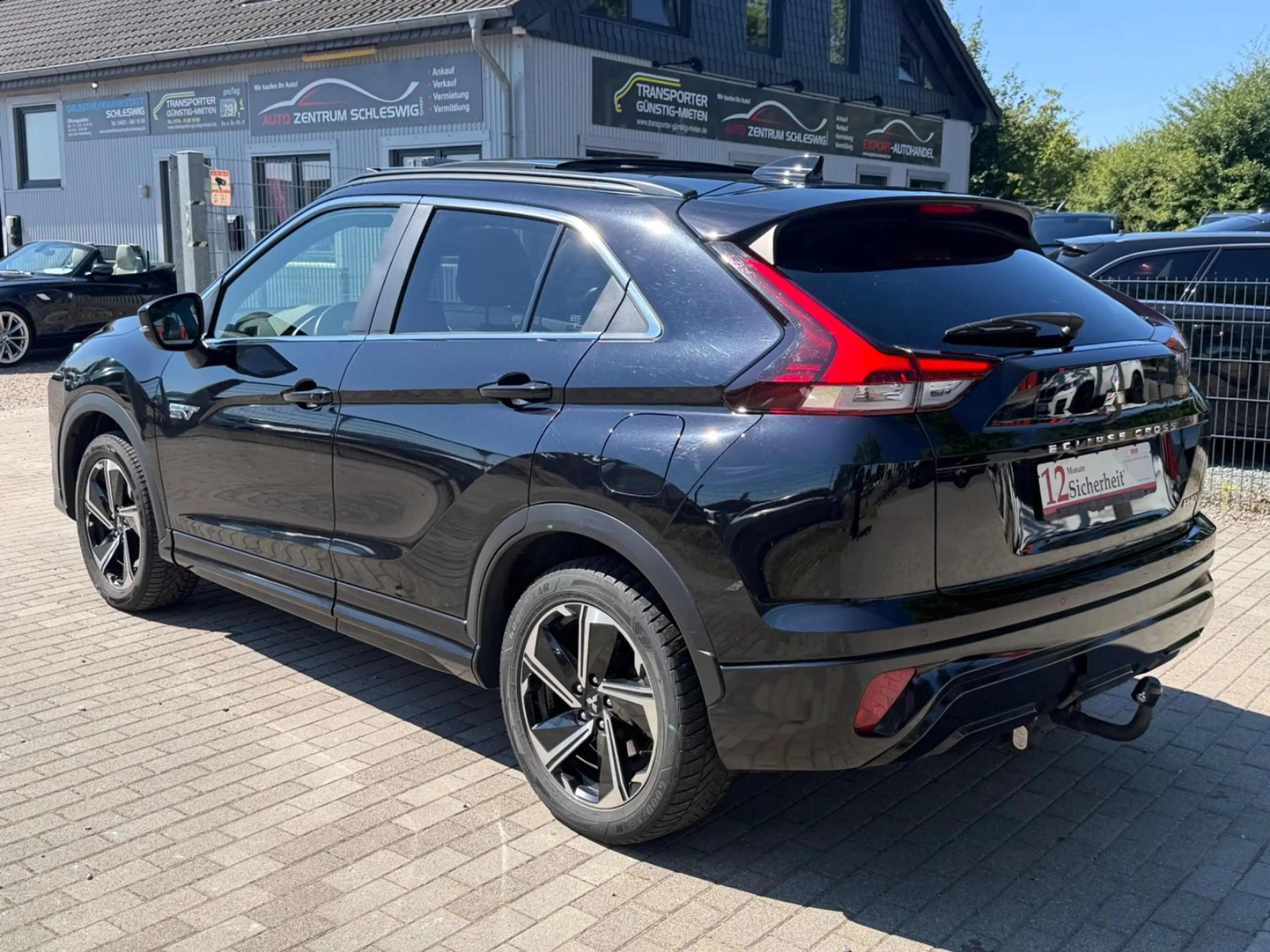 Mitsubishi Eclipse Cross Top Hybrid 4WD HuD 360° LED Pano — photo 8