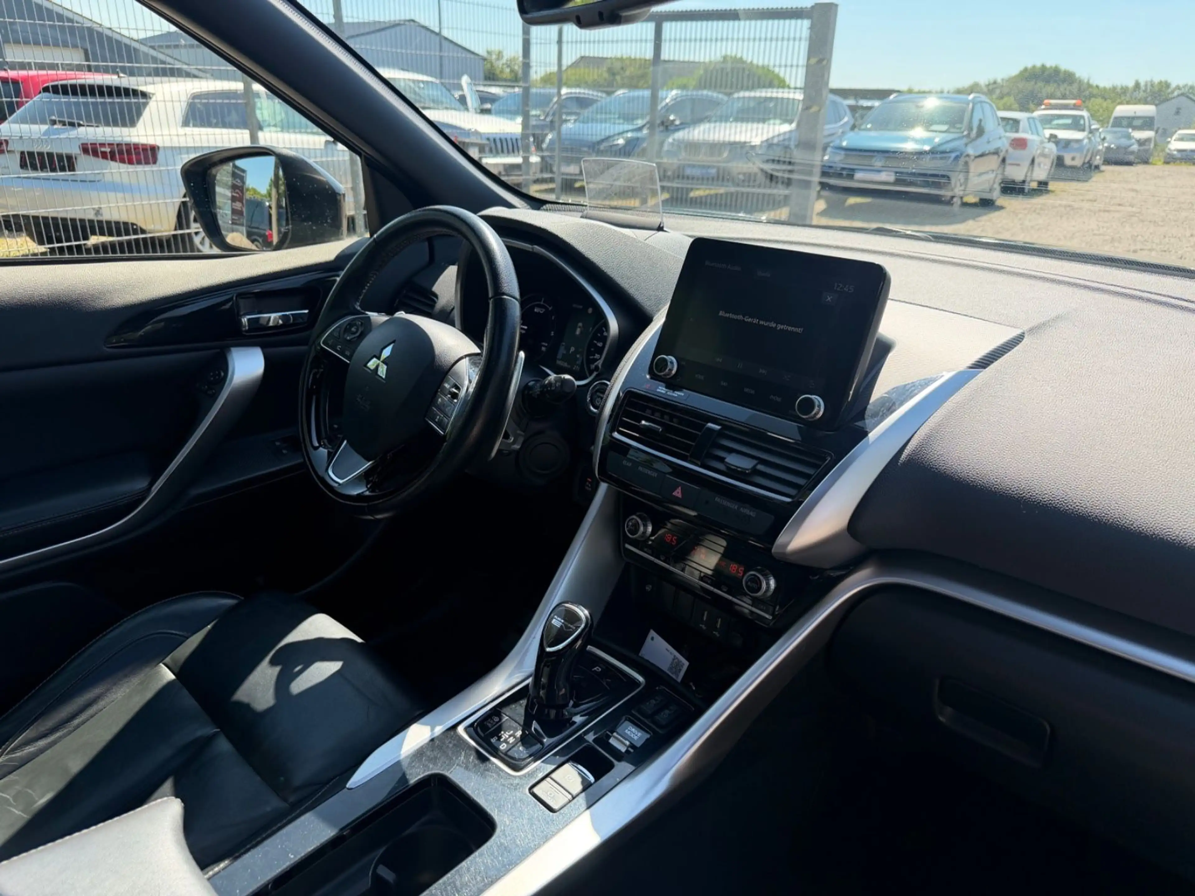 Mitsubishi Eclipse Cross Top Hybrid 4WD HuD 360° LED Pano — photo 15